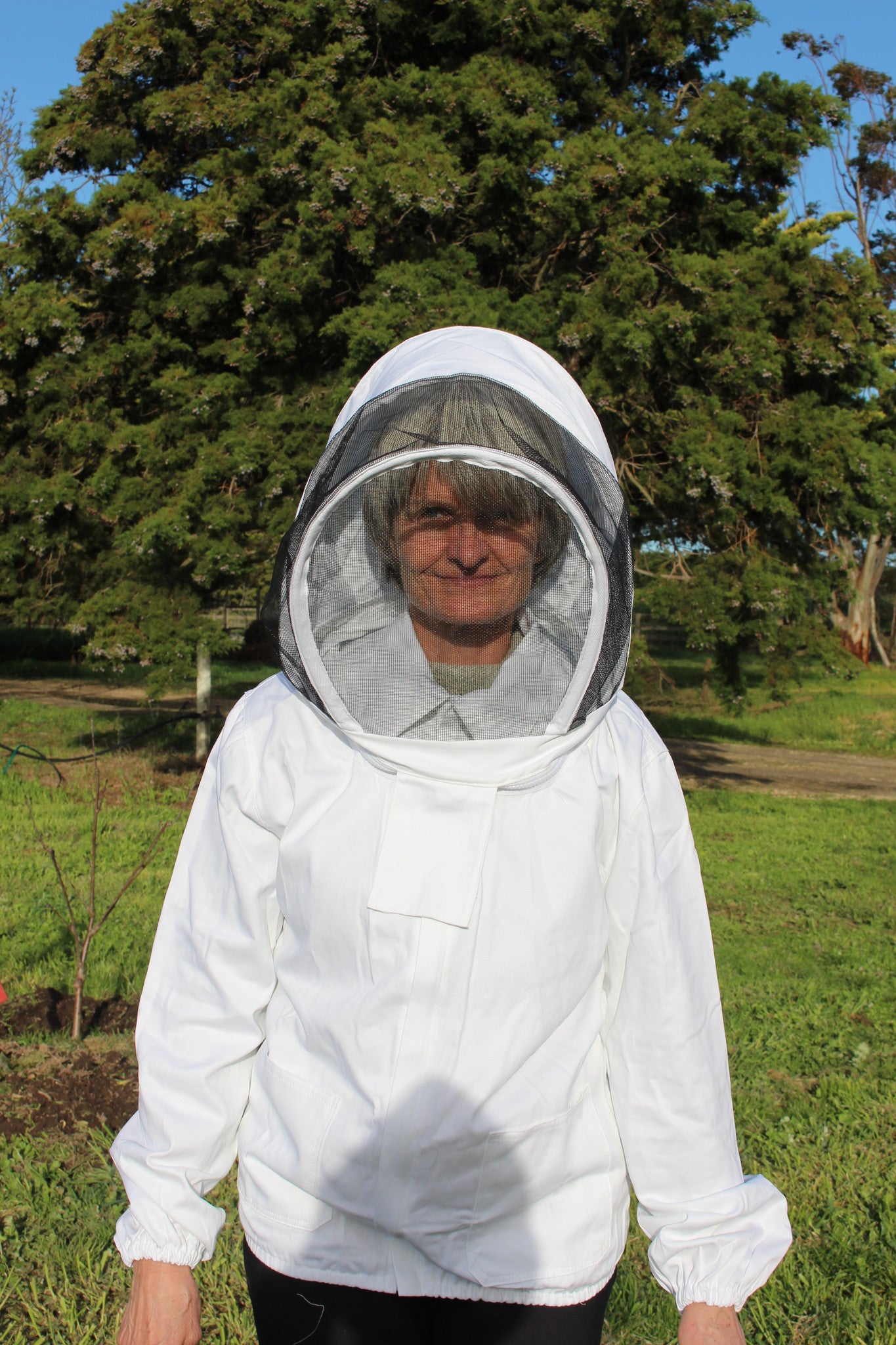Cotton Beekeeping Jacket With Hooded Veil – MELEEBEE FARM Beekeeping ...