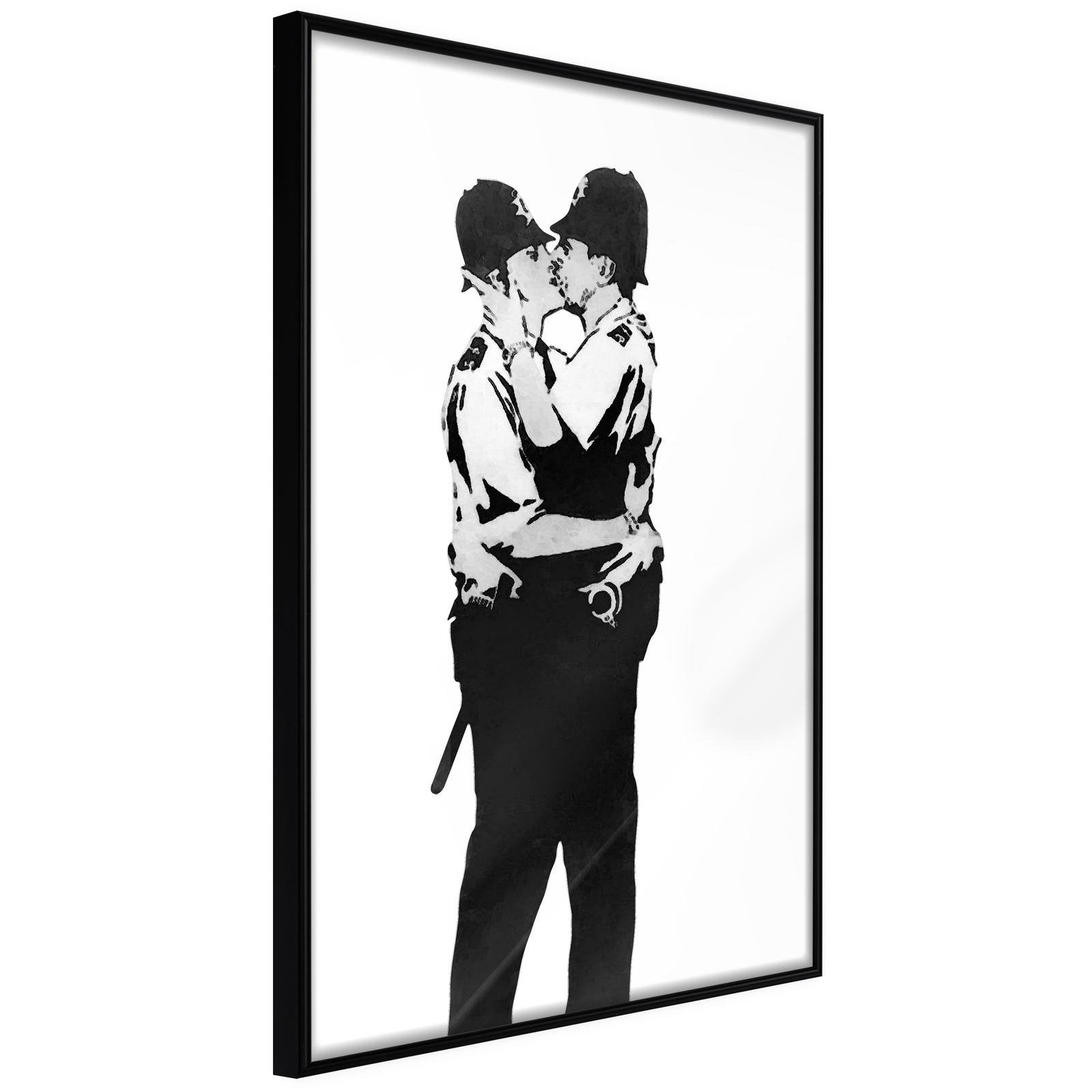 Läs mer om Inramad Poster / Tavla - Banksy: Kissing Coppers I - 40x60 Svart ram