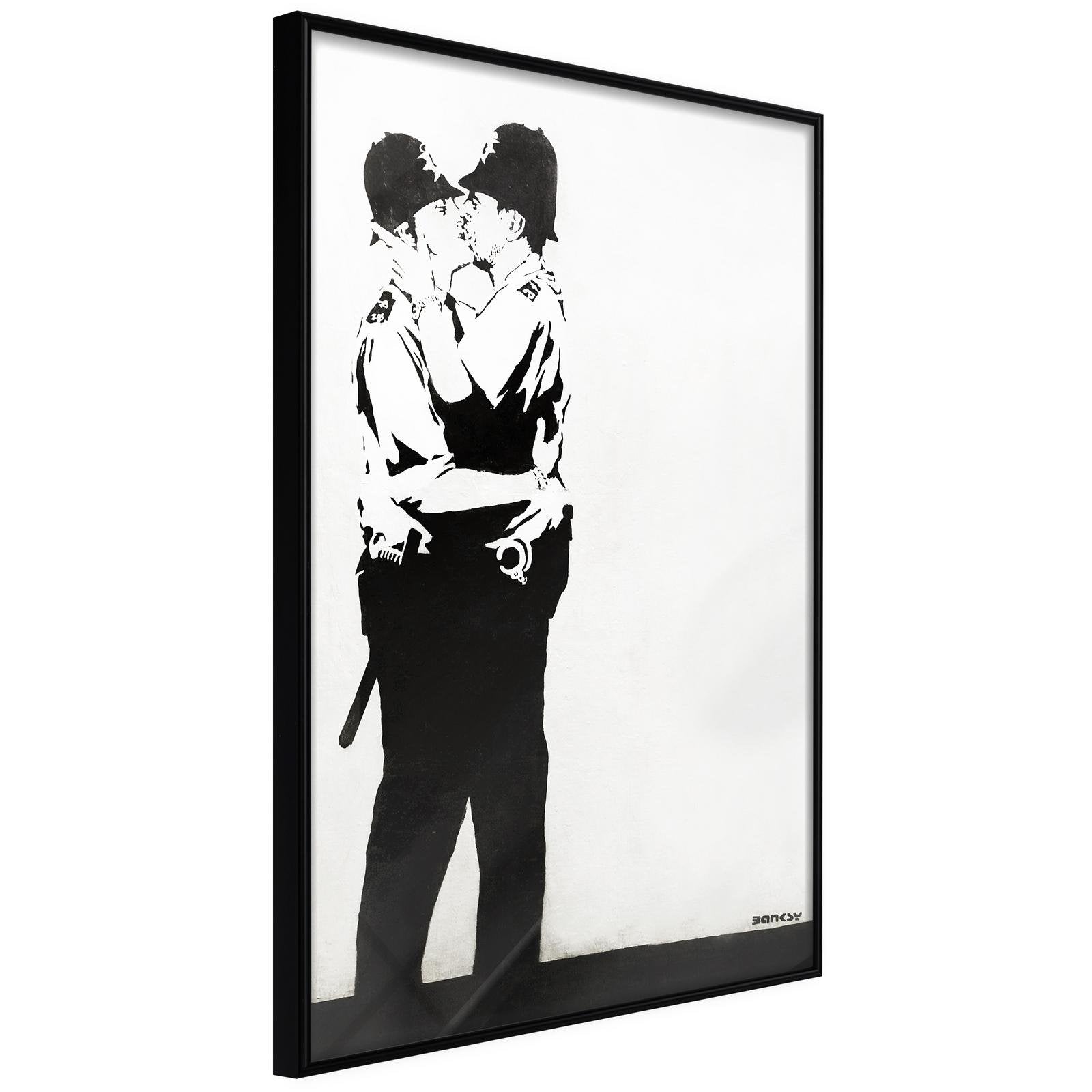 Inramad Poster / Tavla - Banksy: Kissing Coppers II - 30x45 Svart ram