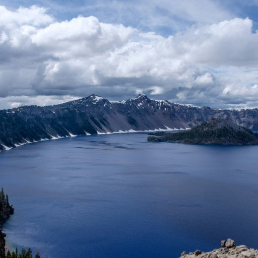 01 Crater Lake National Park SQ.jpg__PID:8eaf96a7-d3d5-44d7-b2bf-5e2d38117316