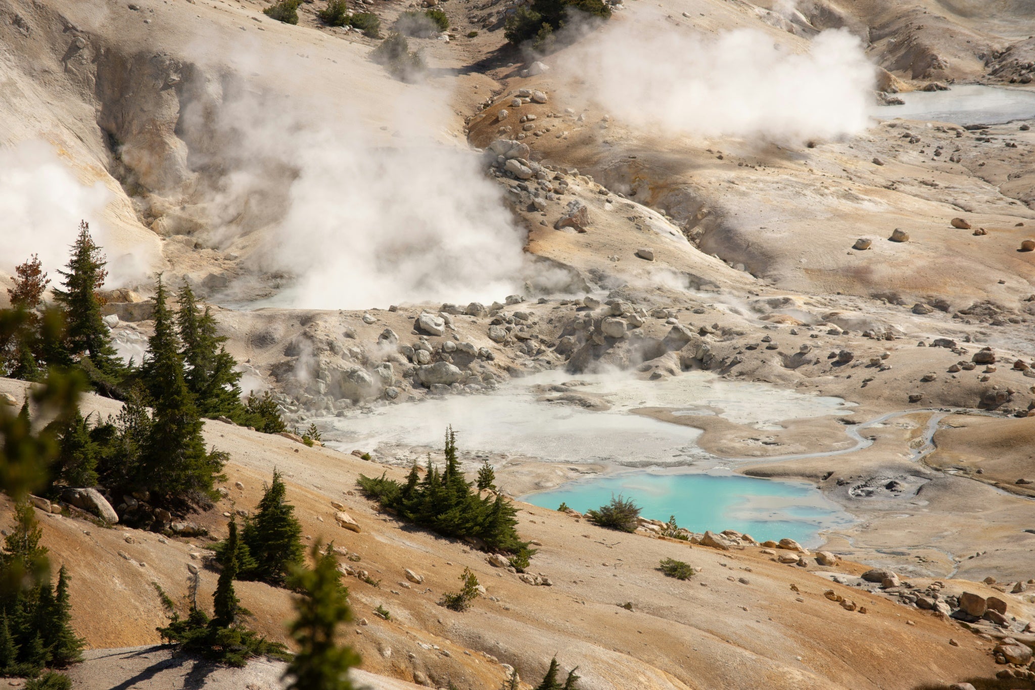 09 Lassen Volcanic National Park.jpg__PID:dc2e91e5-ca27-43f5-945c-937efe467059