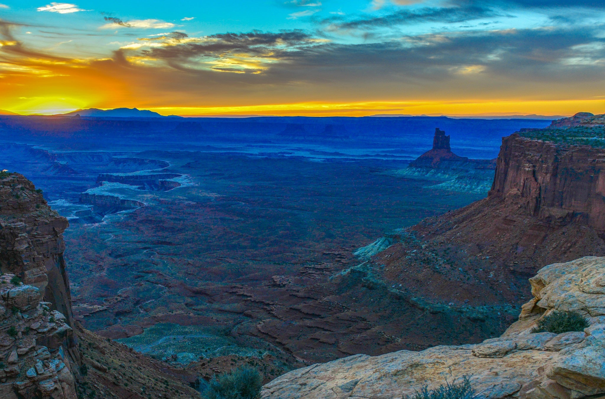 17 Canyonlands National Park.jpg__PID:146ad372-713d-41bd-b7a0-6216ef078fbc