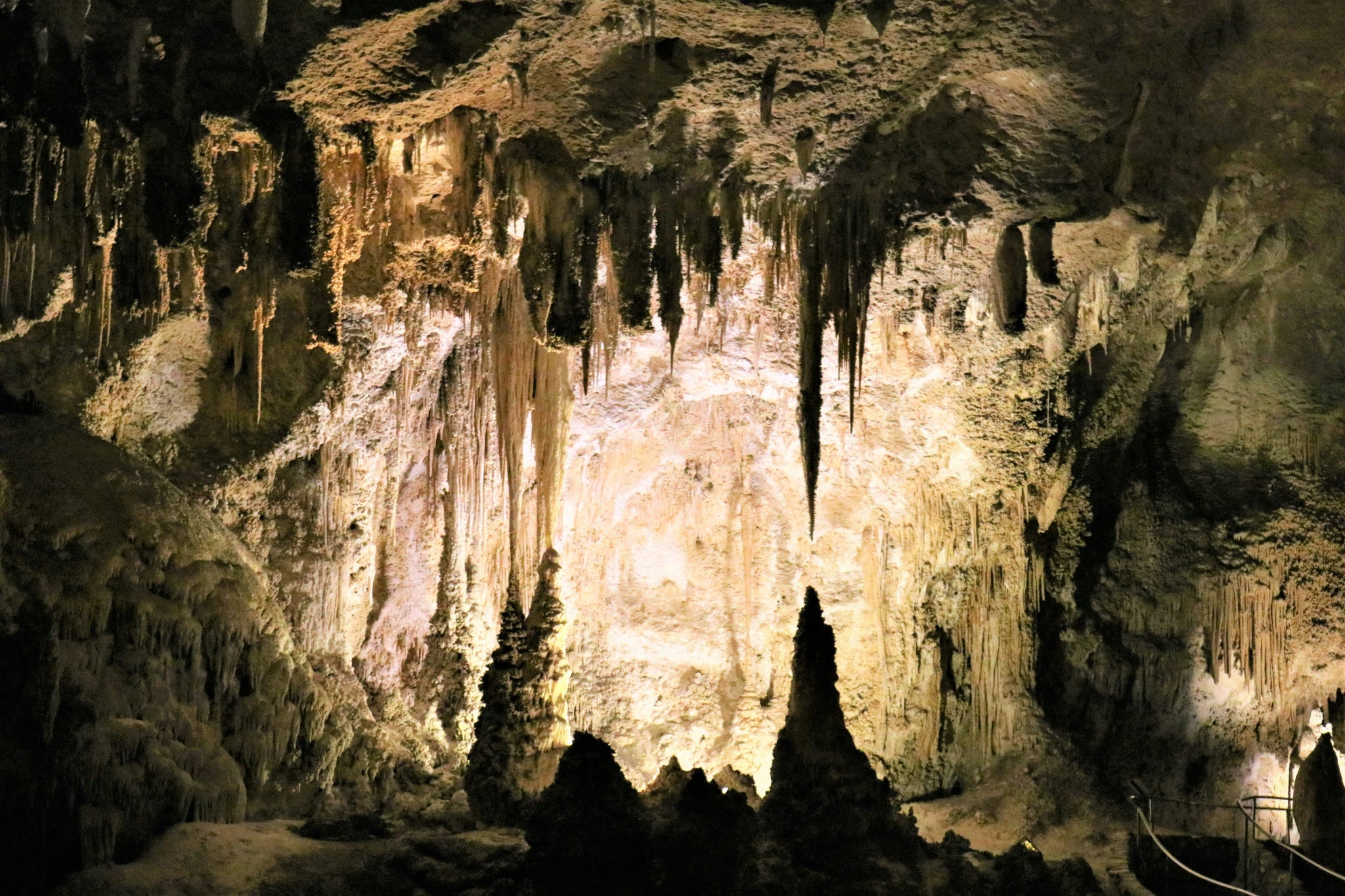 19 Carlsbad Caverns National Park.jpg__PID:81fddcc8-5374-4618-ae05-31ba9cbc3d09