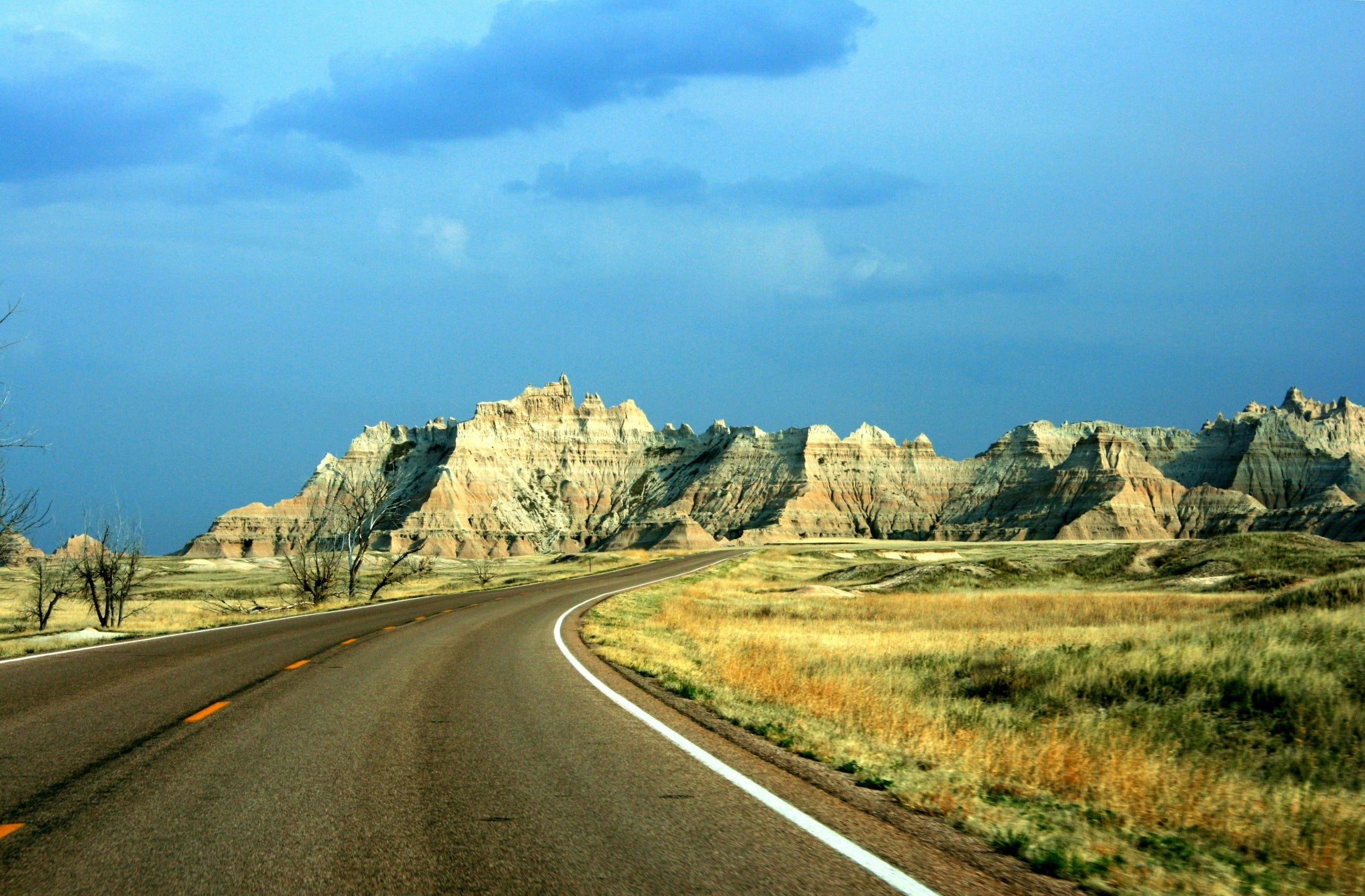 34.01 Badlands National Park.jpg__PID:5756ef85-3385-47ef-9229-383a695923a1