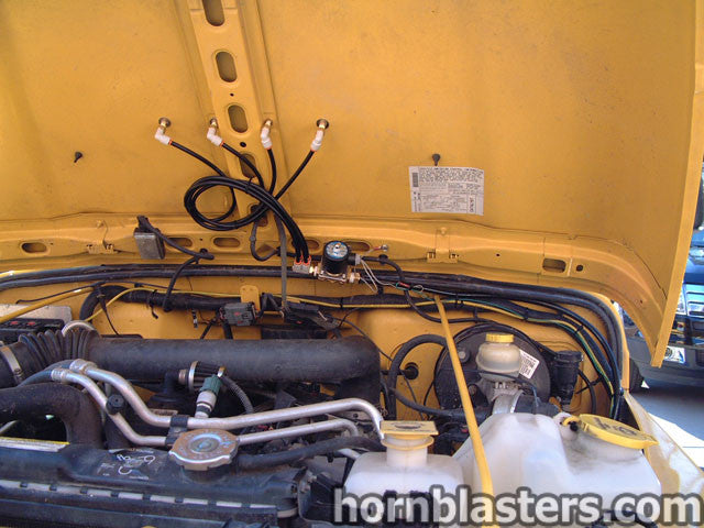 Eric's 2006 Jeep Wrangler Train Horn Install – HornBlasters