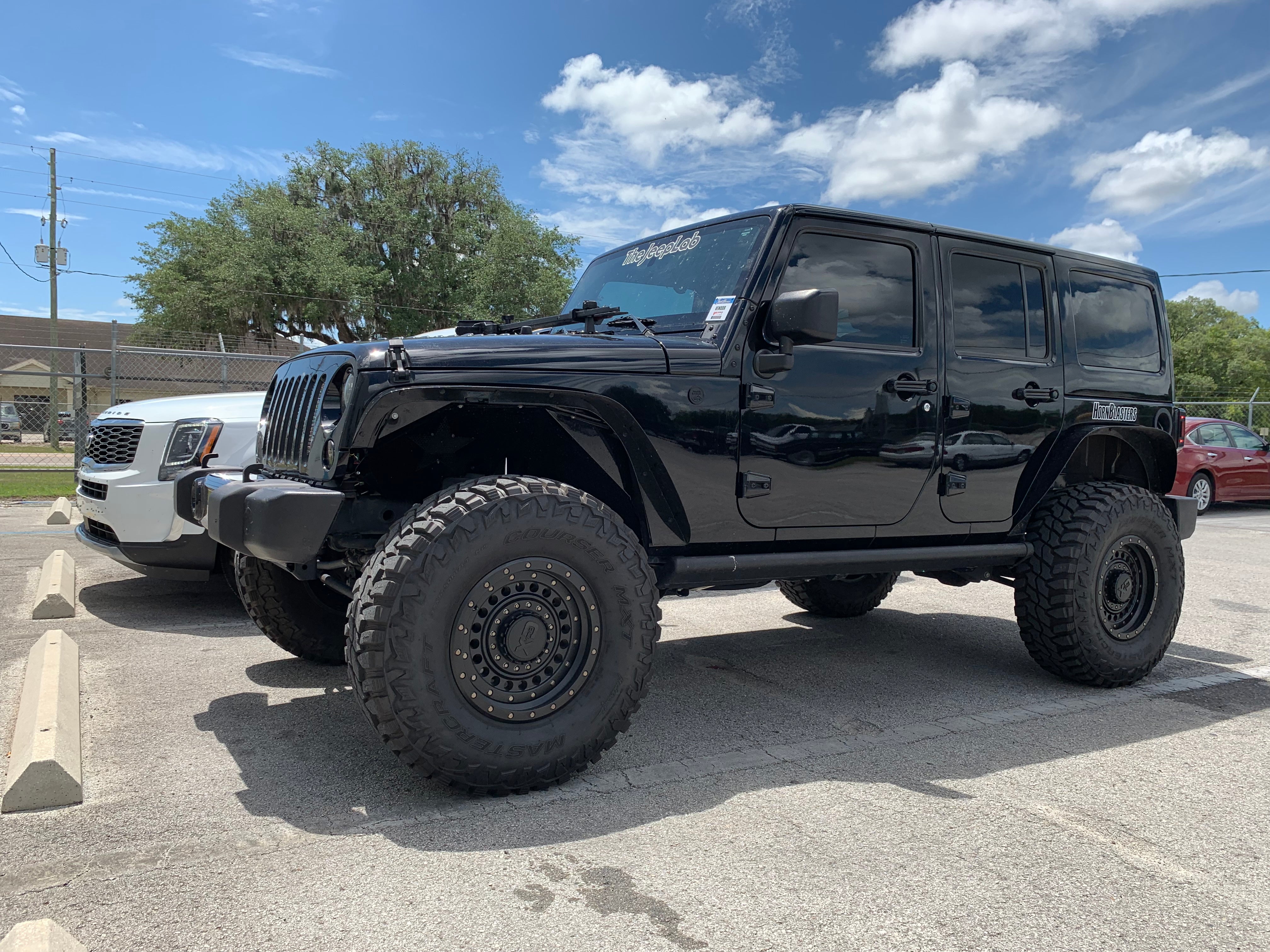 Annie's 2017 Jeep Wrangler JKU – HornBlasters