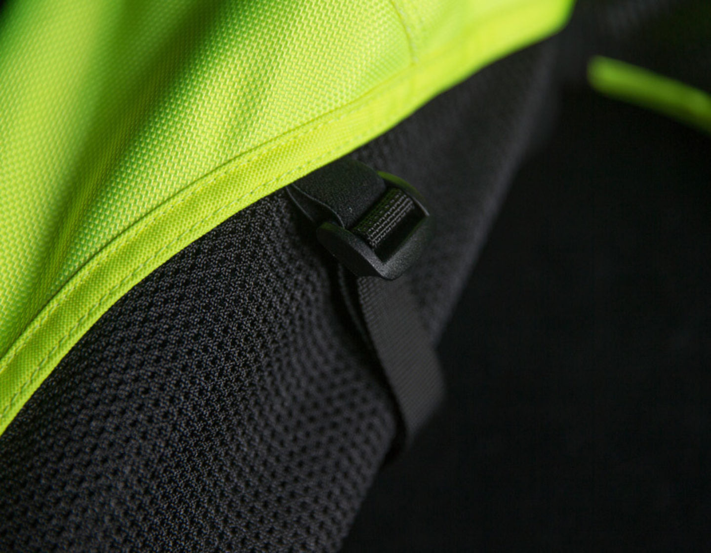 Hi-Viz Wind Strap