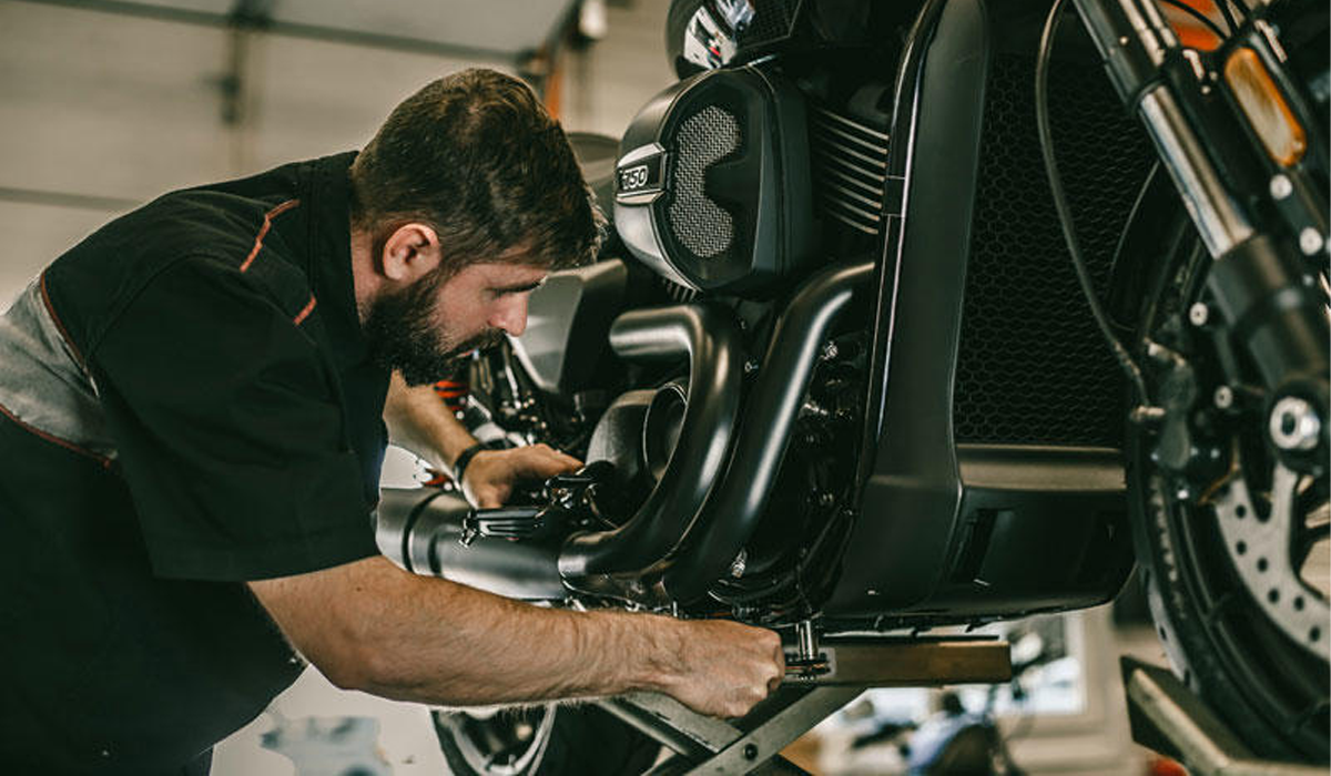 Harley Davidson Motorcycles Service Center Fullerton Orange County California at Motorhelmets