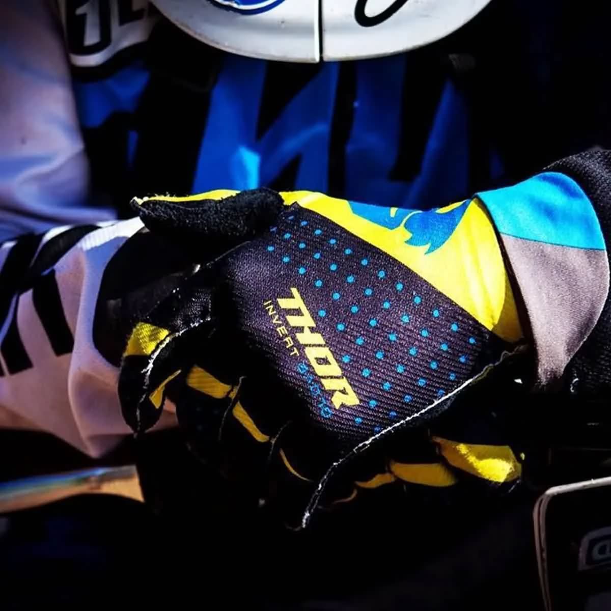 Offroad Gloves Collection