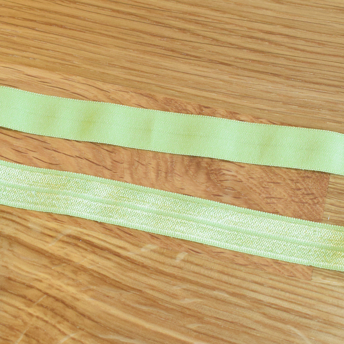Fold Over Elastic Lime Green Suco By Susana