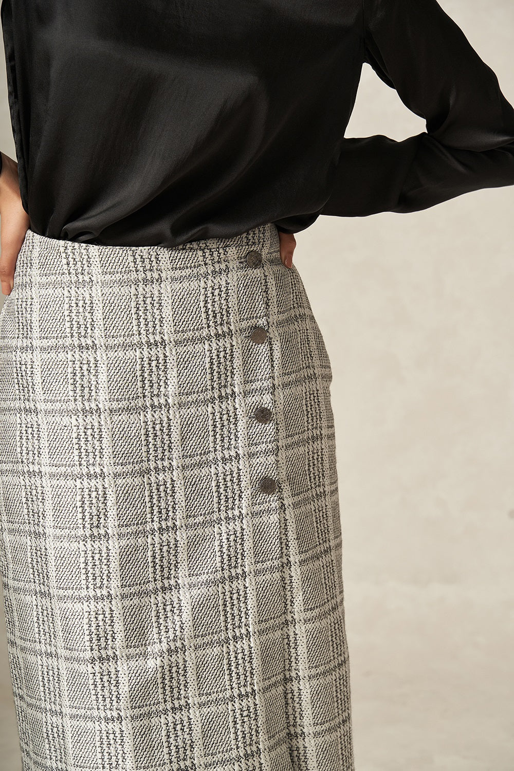 Black and White Pure Silk Handwoven Plaid Patterned Pants - Tilfi