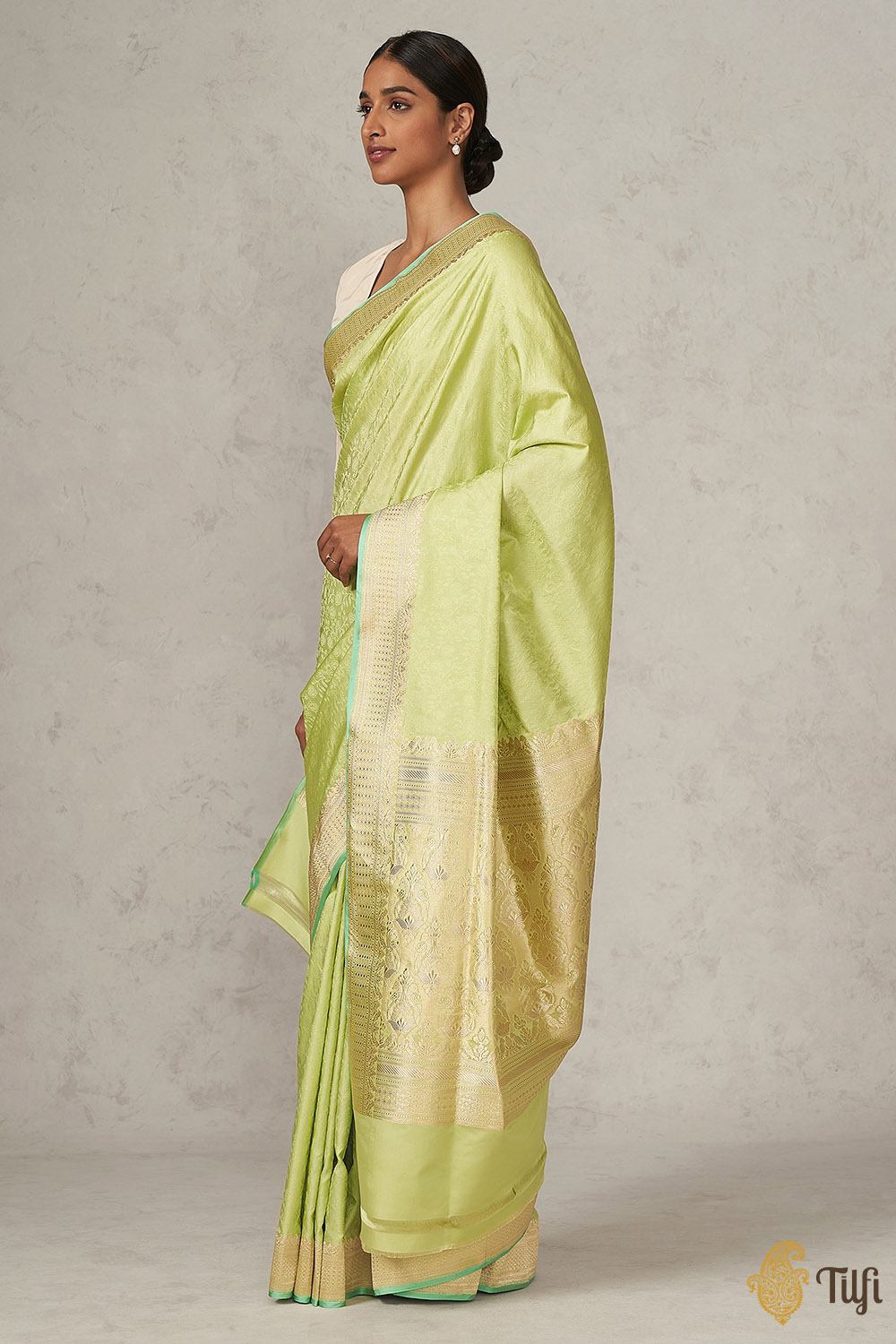 Light Green Pure Soft Satin Silk Banarasi Tanchoi Handloom Saree ...