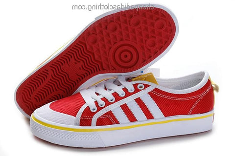 adidas originals nizza canvas trainers in white and red