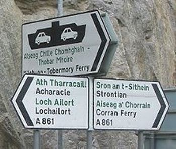 Gaelic Signs