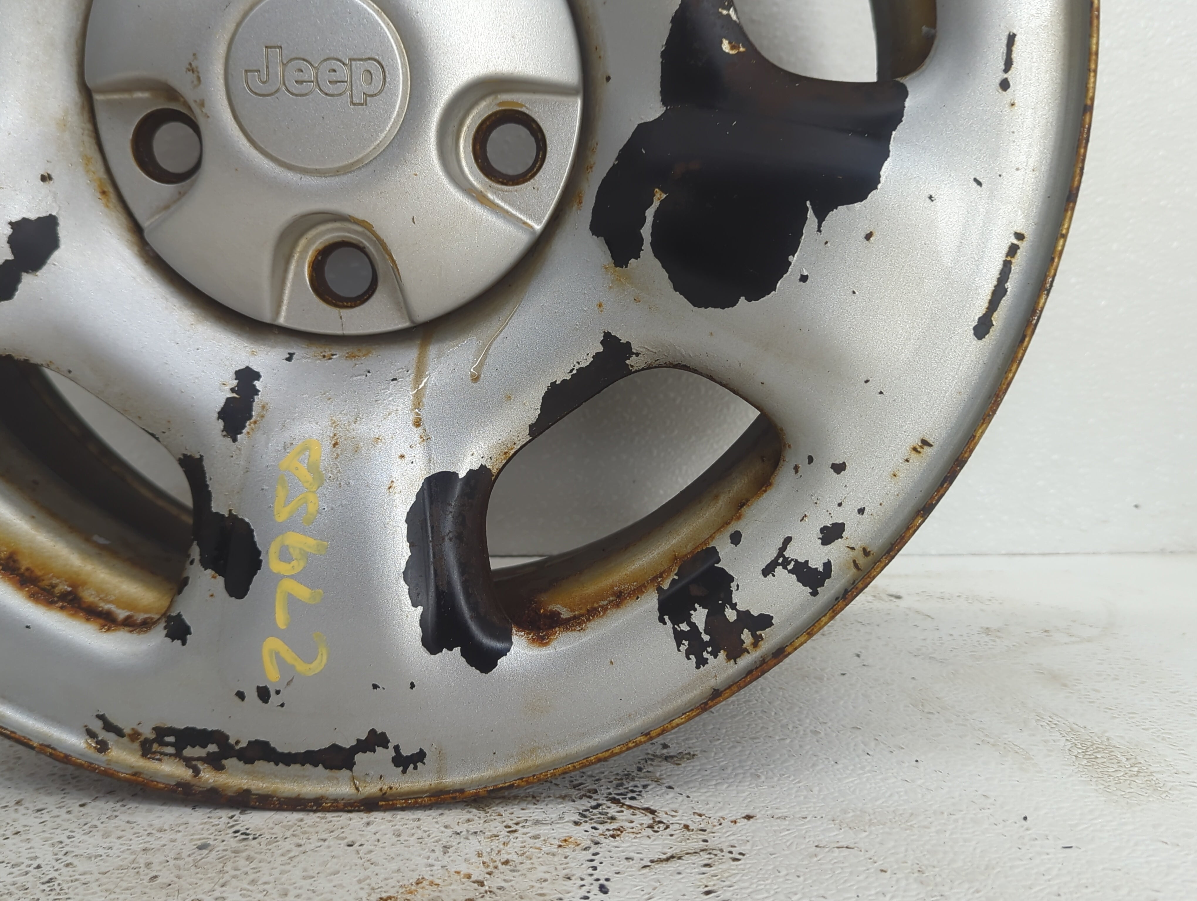2002-2007 Jeep Liberty Wheel Rim Oem - Oemusedautoparts1.com