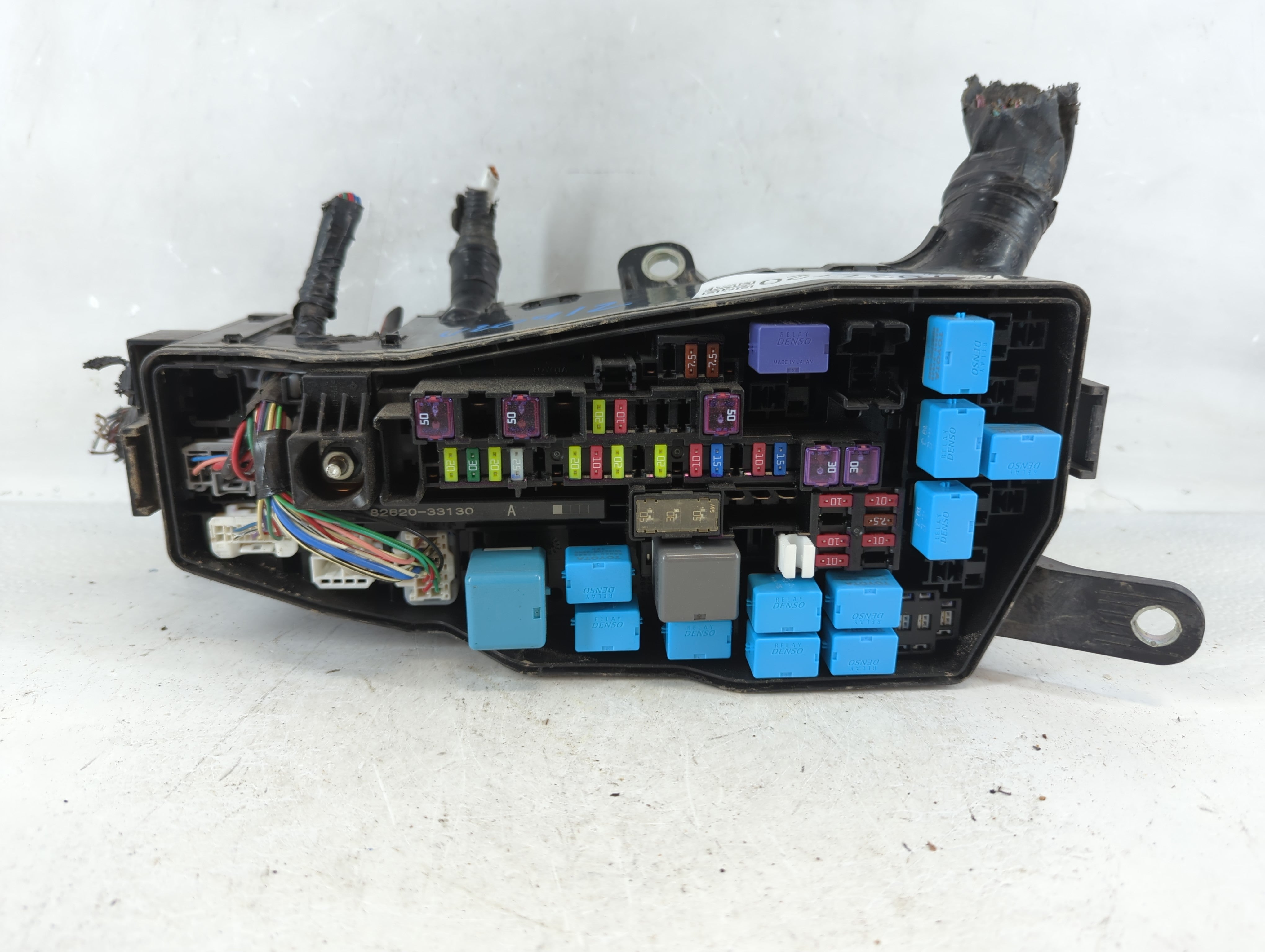 2018-2022 Toyota Camry Fusebox Fuse Box Panel Relay Module P/N:82662-06490 Fits Fits 2018 2019 2020 2021 2022 OEM Used Auto Parts - Oemusedautoparts1.com