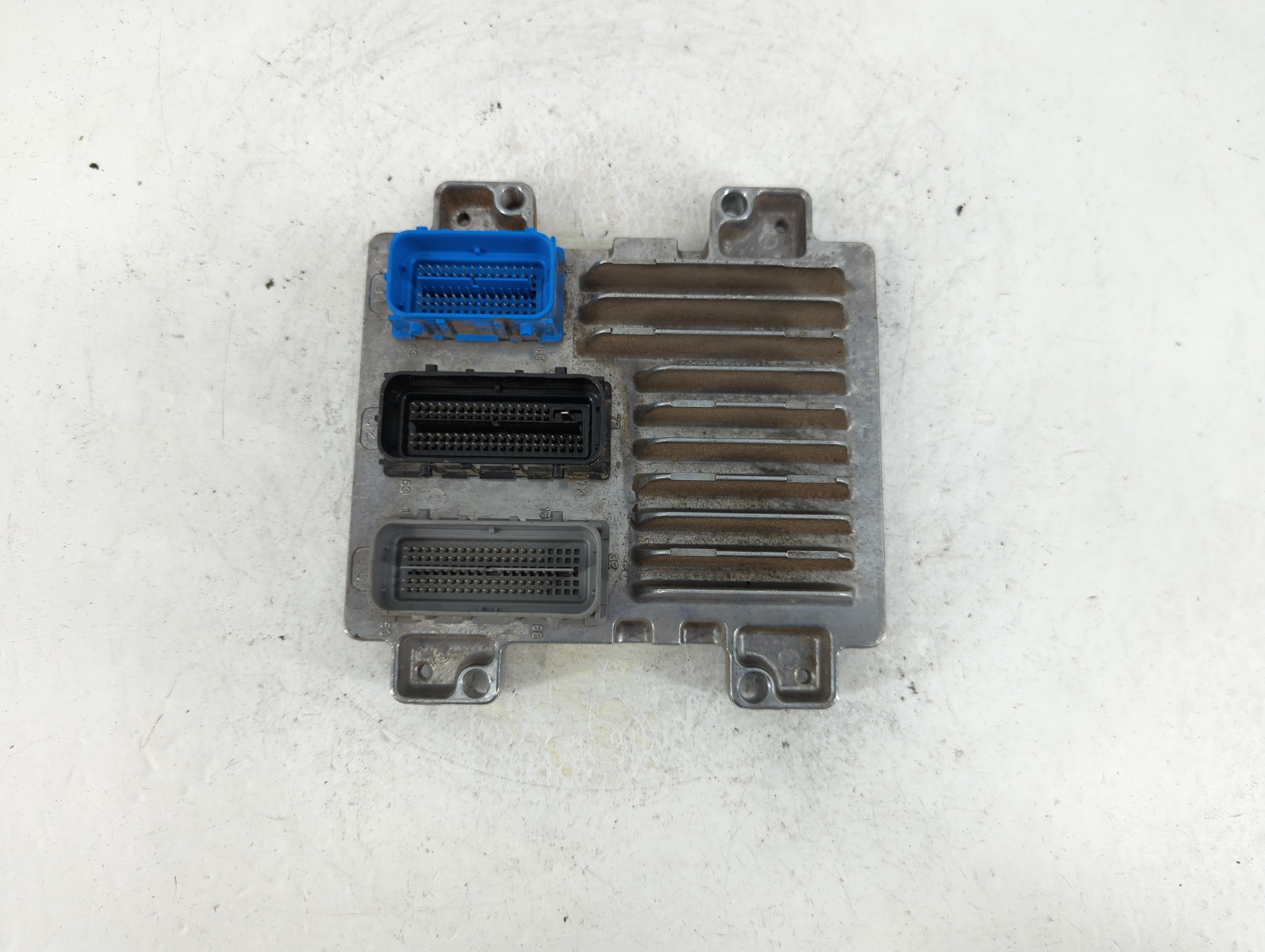 2012-2016 Chevrolet Cruze PCM Engine Control Computer ECU ECM PCU OEM P/N:12655586 Fits Fits 2011 2012 2013 2014 2015 2016 OEM Used Auto Parts - Oemusedautoparts1.com