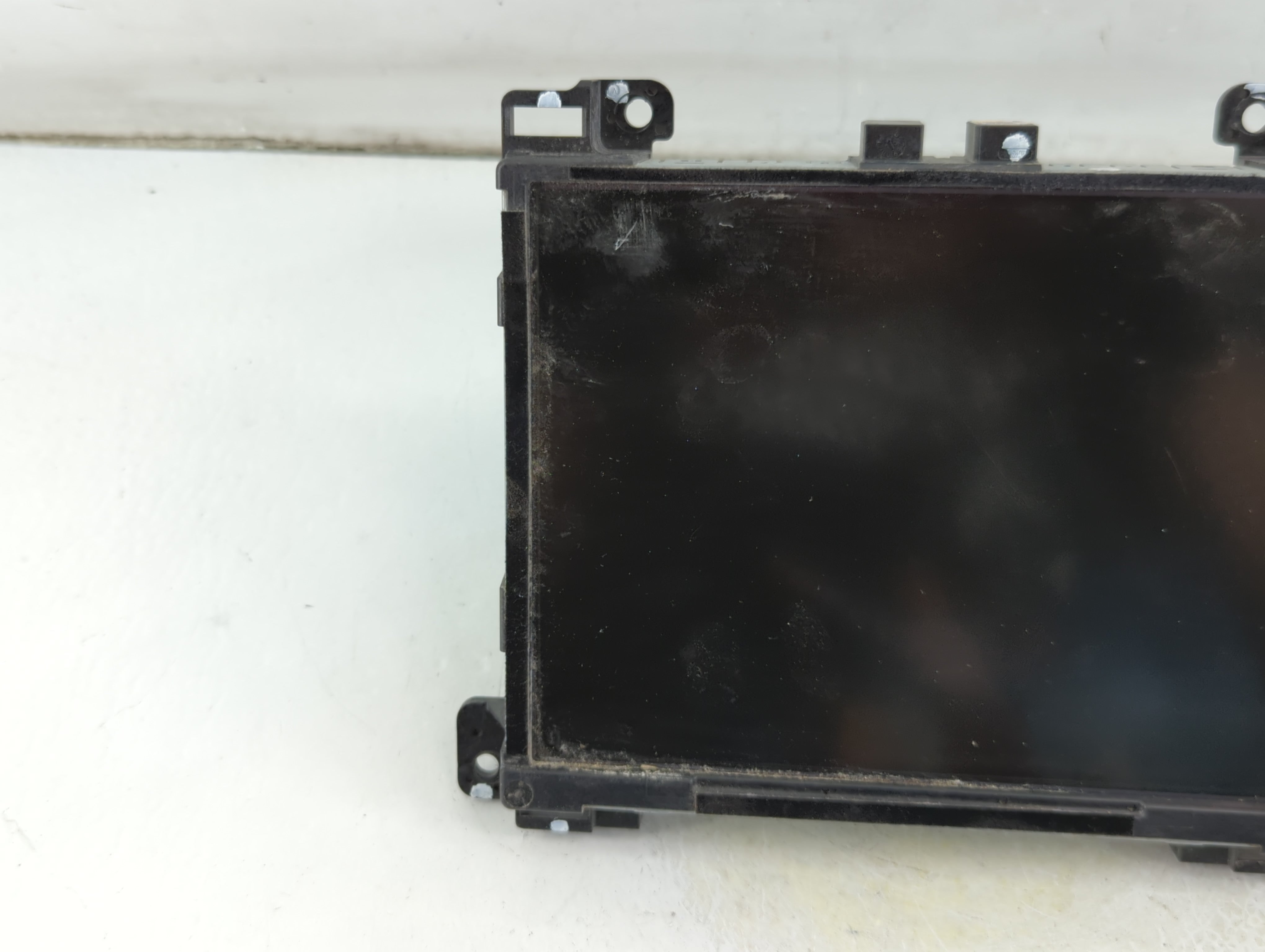 2015 Chrysler 300 Radio AM FM Cd Player Receiver Replacement P/N:68206394AG Fits OEM Used Auto Parts - Oemusedautoparts1.com