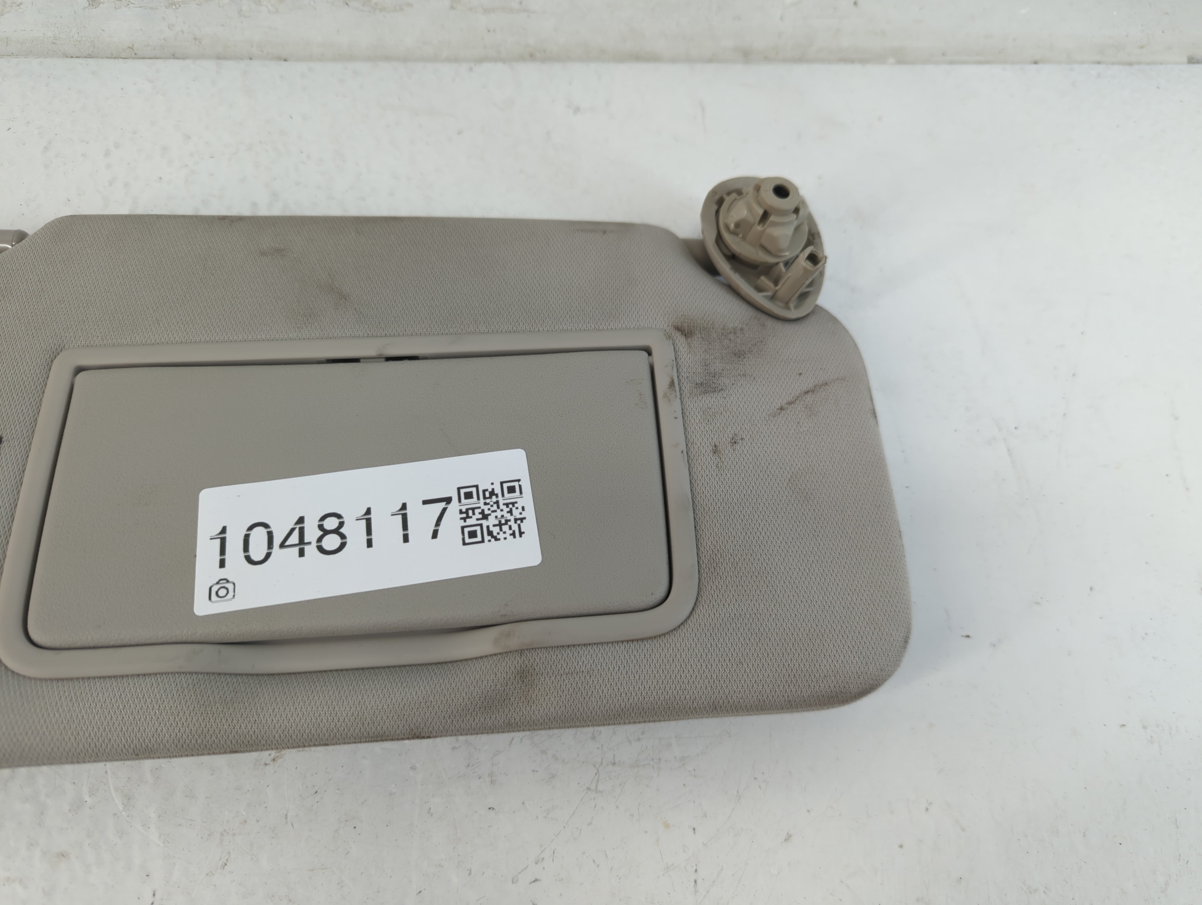 2016-2022 Honda Hr-V Sun Visor Shade Replacement Driver Left Mirror Fits Fits 2016 2017 2018 2019 2020 2021 2022 OEM Used Auto Parts - Oemusedautoparts1.com