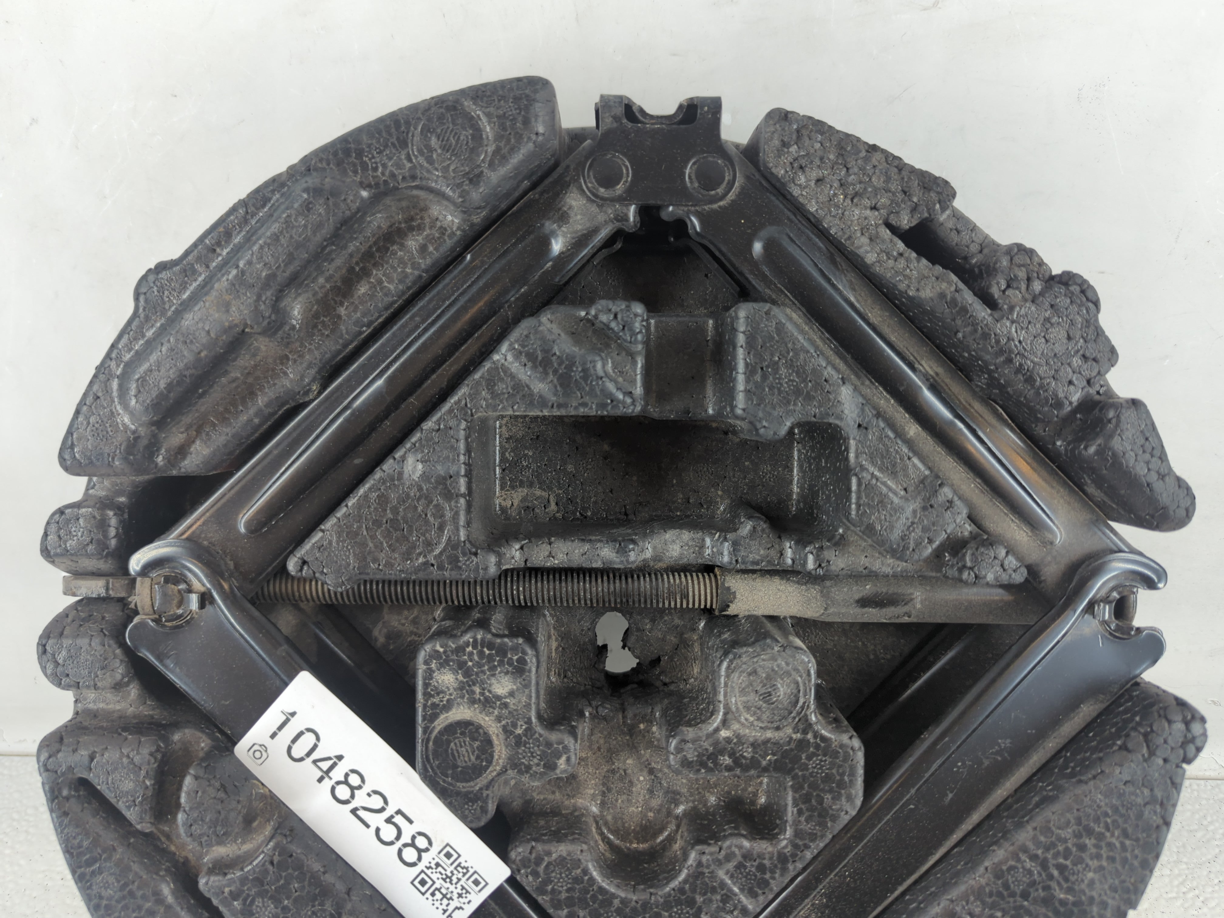 2012 Buick Verano Spare Scissor Car Jack - Oemusedautoparts1.com
