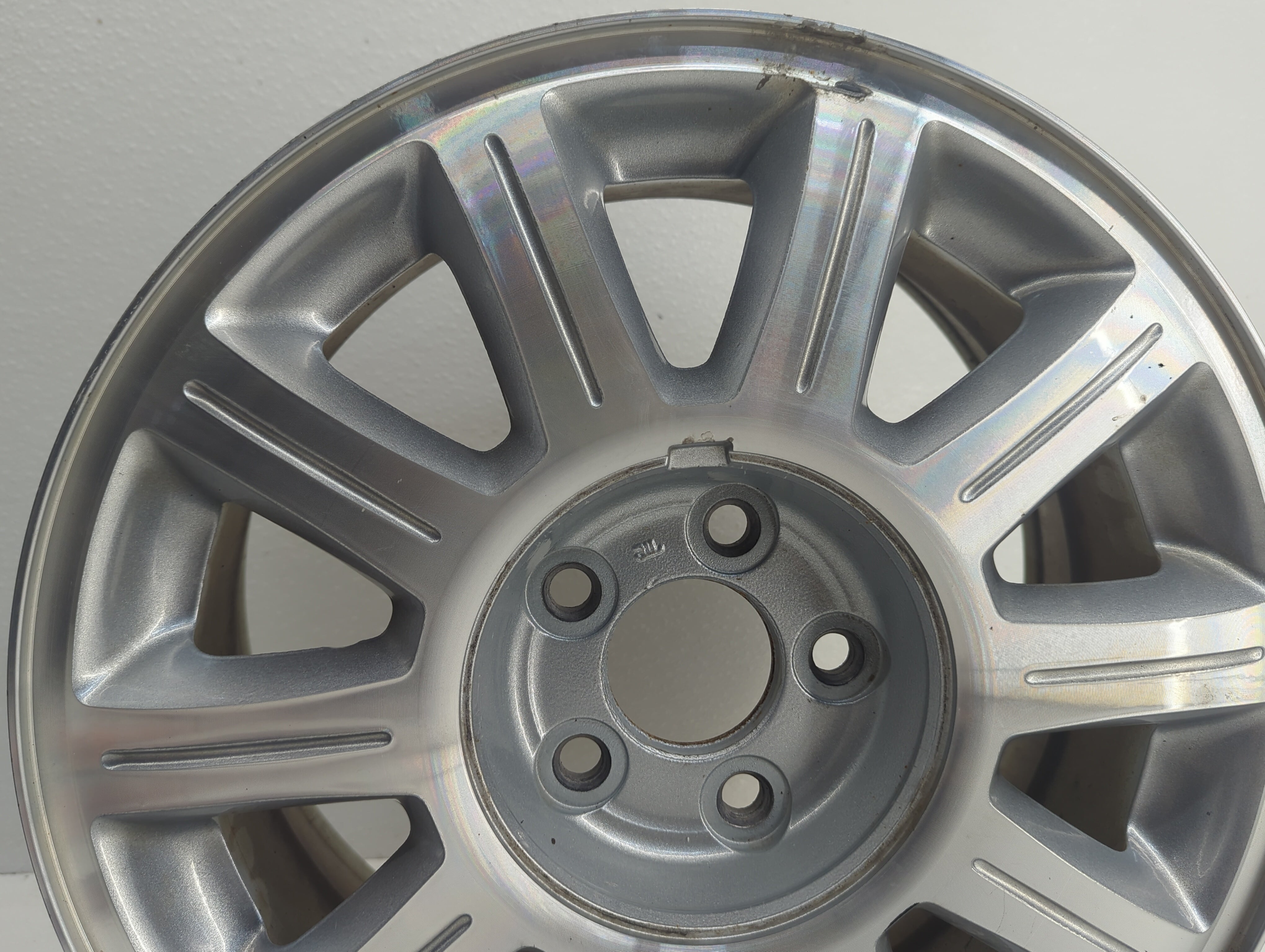 2002 Lincoln Continental Wheel Rim Oem - Oemusedautoparts1.com