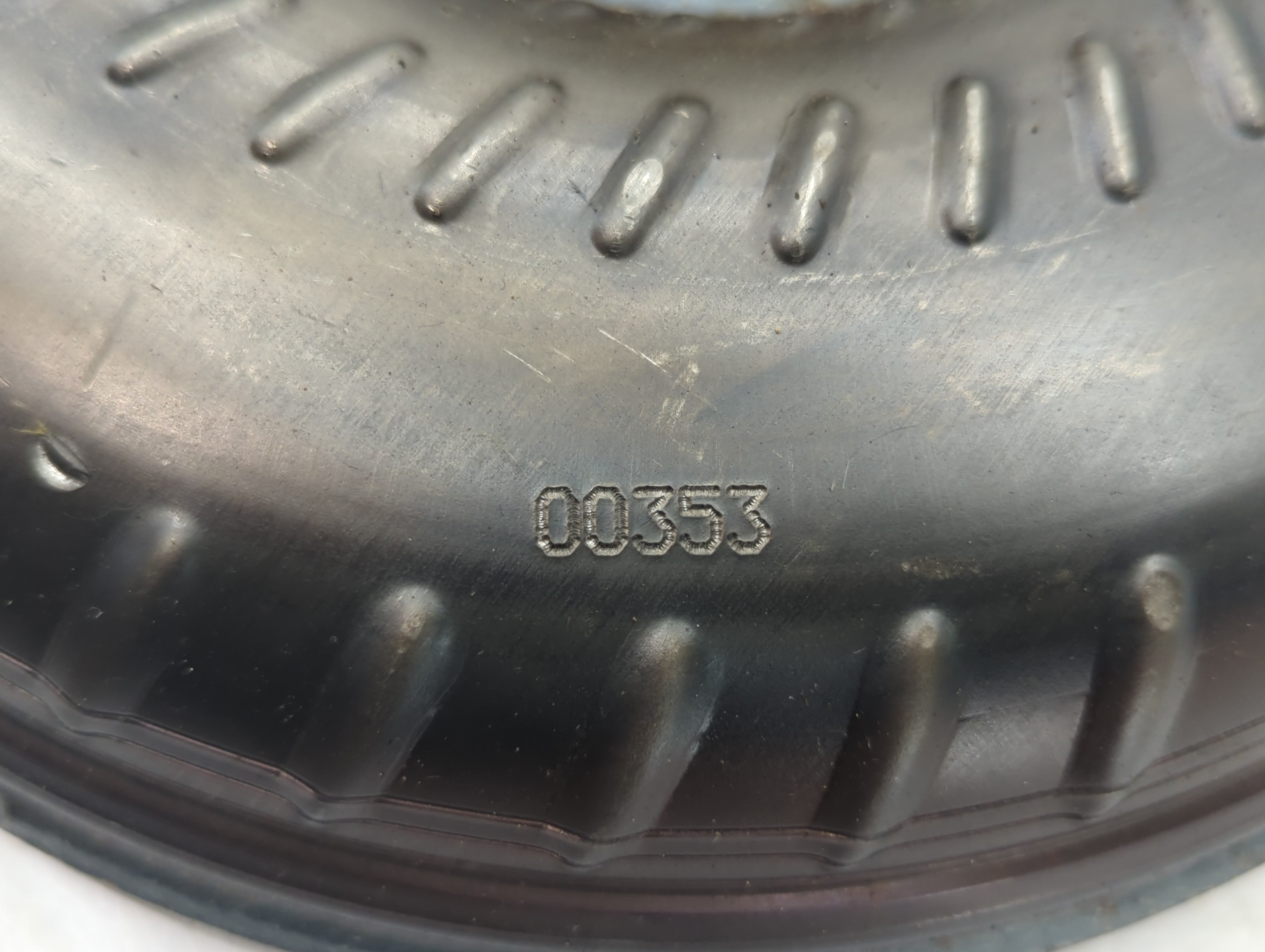 2008 Ford Focus Torque Converter Automatic Transmission OEM P/N:071113E Fits OEM Used Auto Parts - Oemusedautoparts1.com