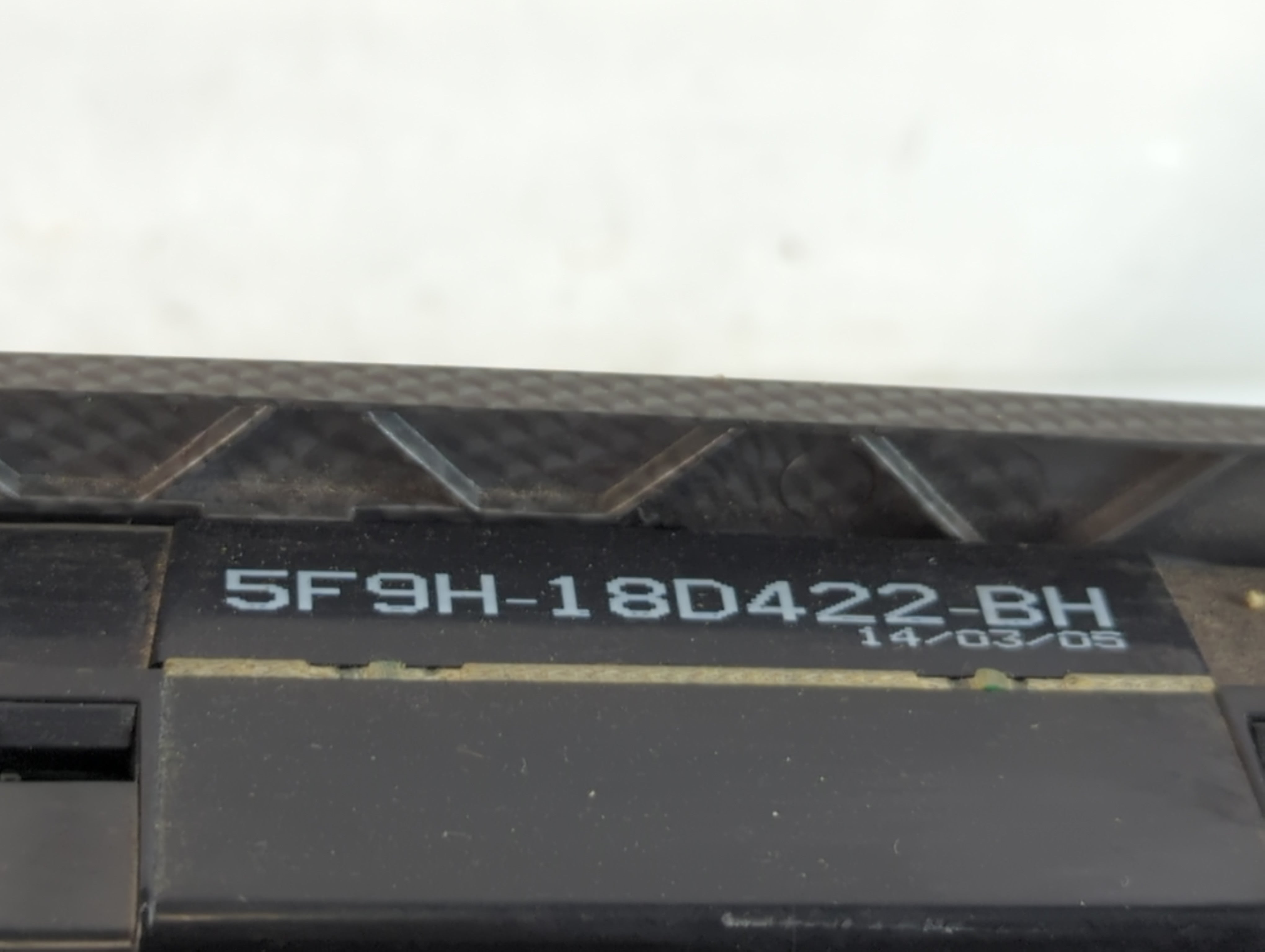 2005-2007 Ford Freestyle Climate Control Module Temperature AC/Heater Replacement P/N:5F9H-18D422-BH Fits Fits 2005 2006 2007 OEM Used Auto Parts - Oemusedautoparts1.com