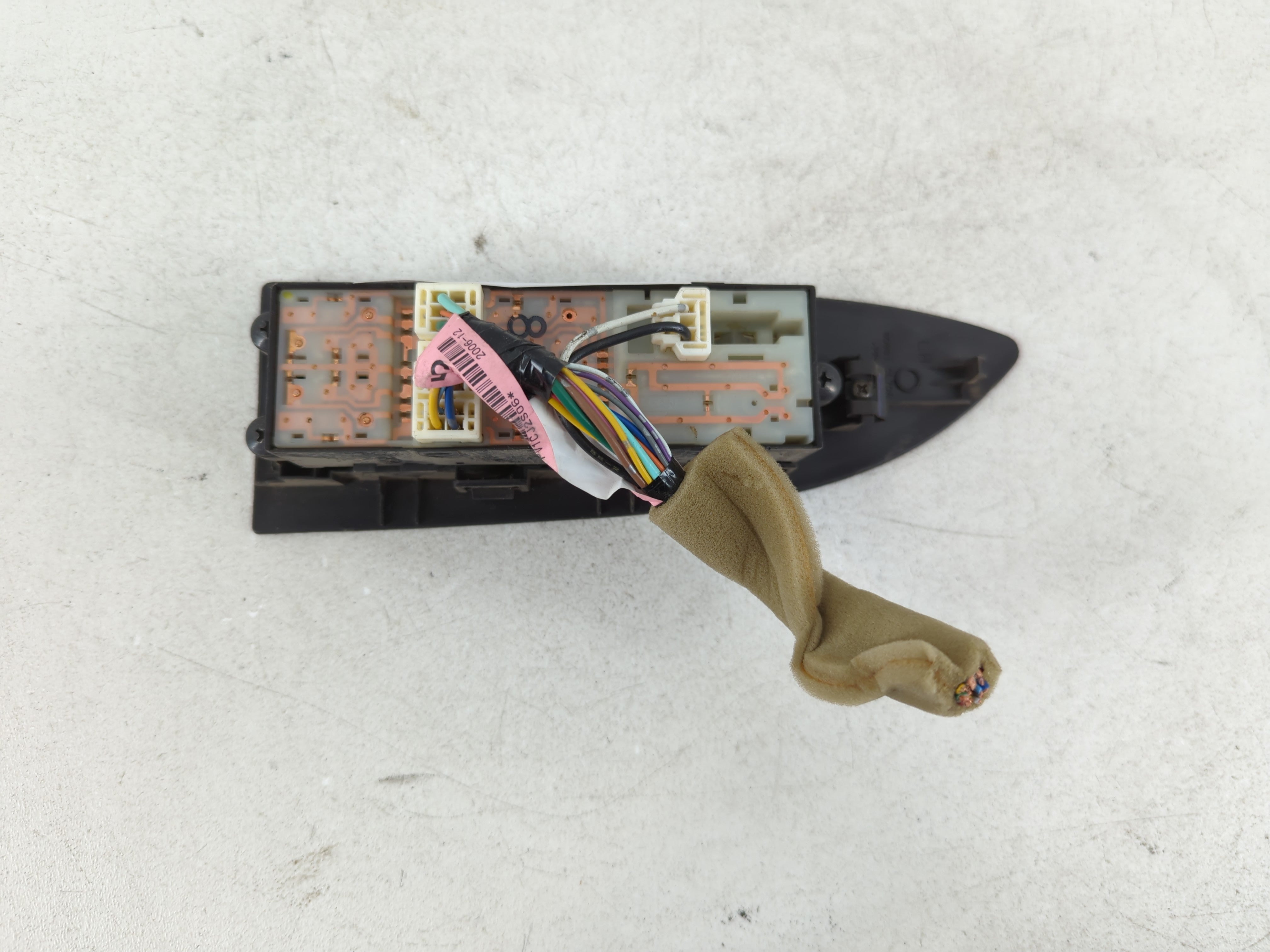 2007-2008 Infiniti Fx35 Master Power Window Switch Replacement Driver Side Left P/N:24125 8Y71A Fits Fits 2007 2008 OEM Used Auto Parts - Oemusedautoparts1.com