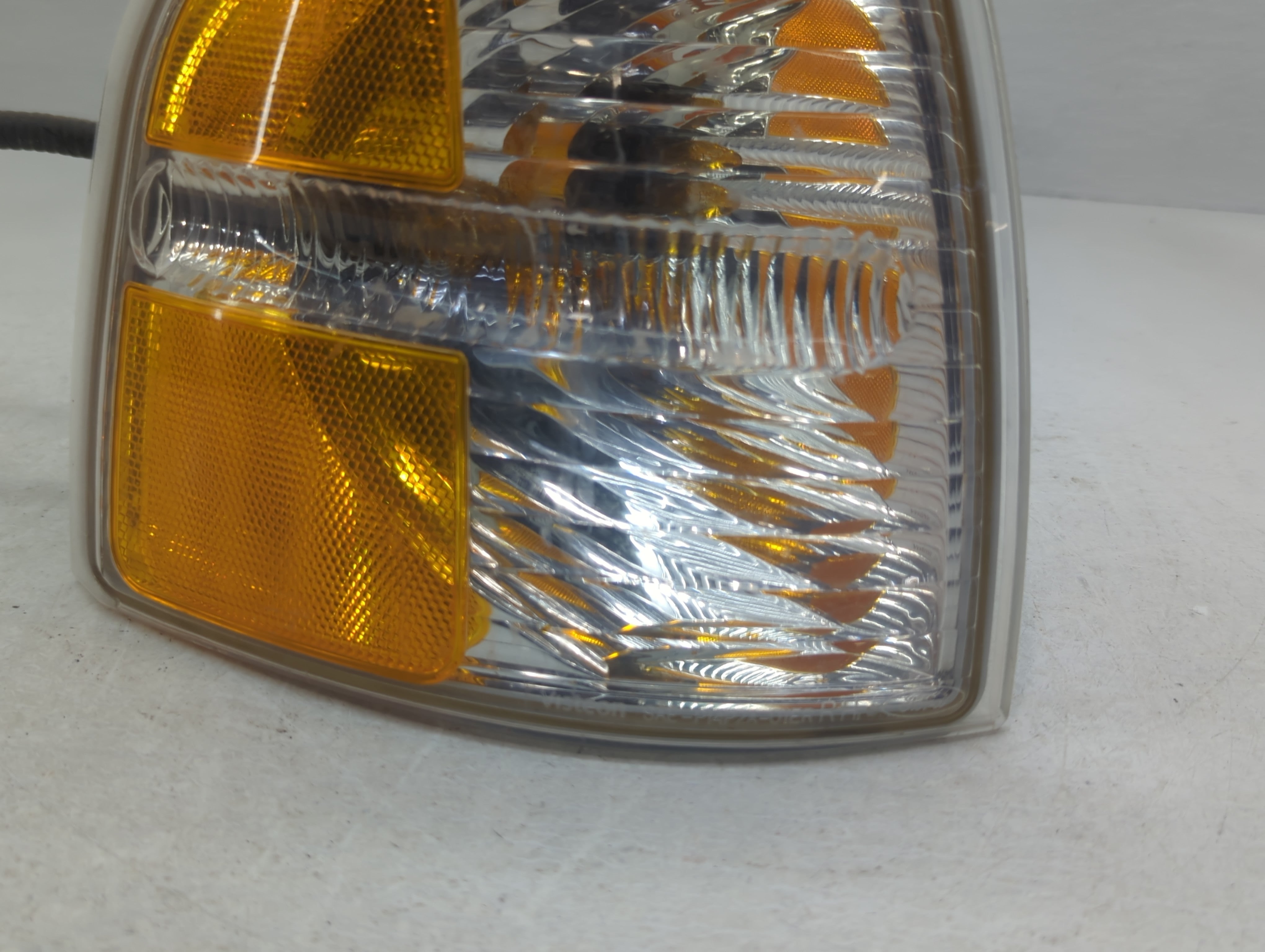 2002-2005 Ford Explorer Driver Left Oem Head Light Headlight Lamp - Oemusedautoparts1.com
