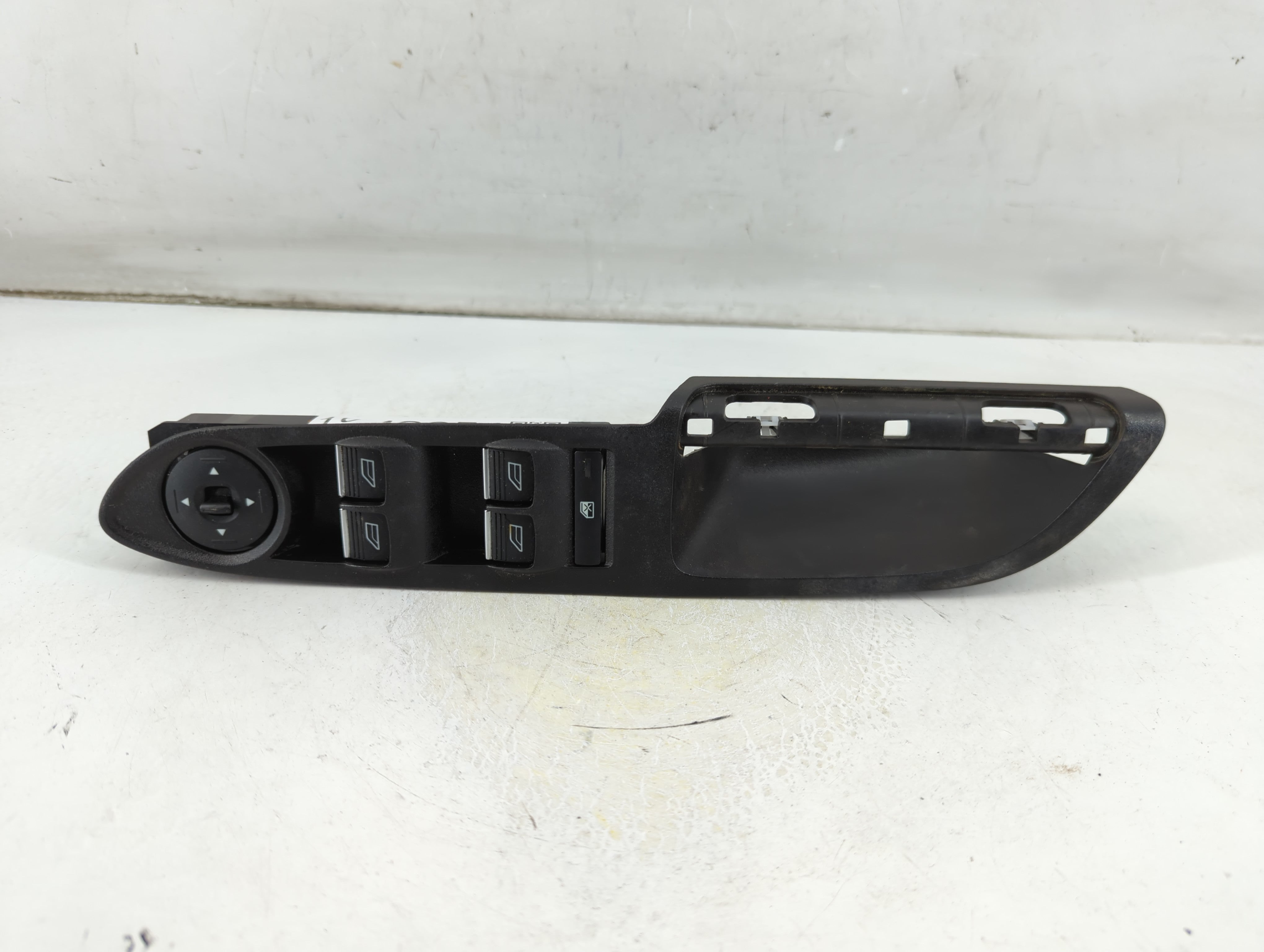 2017-2019 Ford Escape Master Power Window Switch Replacement Driver Side Left P/N:F1ET-14A132-AC Fits OEM Used Auto Parts - Oemusedautoparts1.com