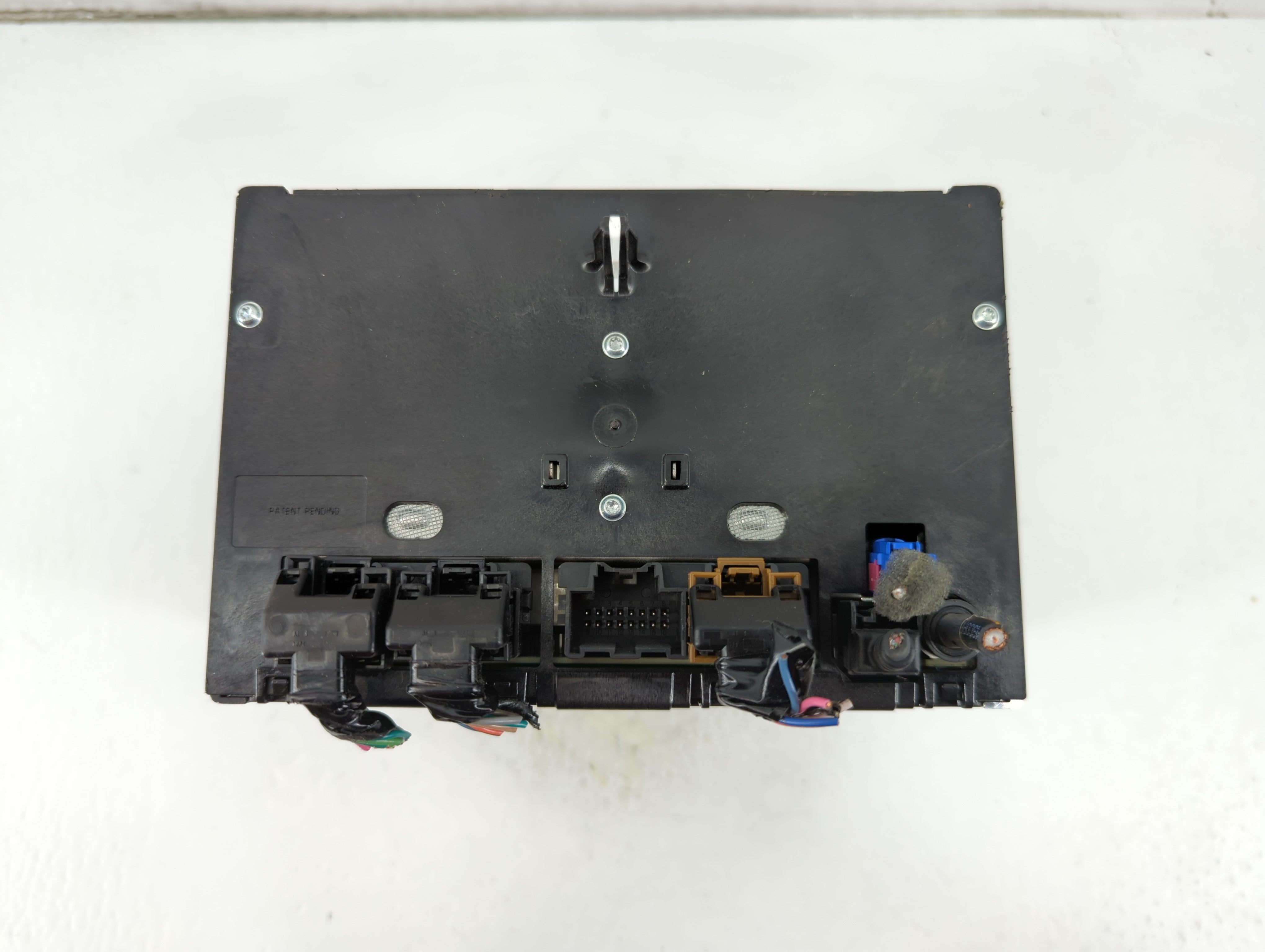 2015-2017 Gmc Acadia Radio AM FM Cd Player Receiver Replacement P/N:28535326 84082779 Fits Fits 2015 2016 2017 OEM Used Auto Parts - Oemusedautoparts1.com