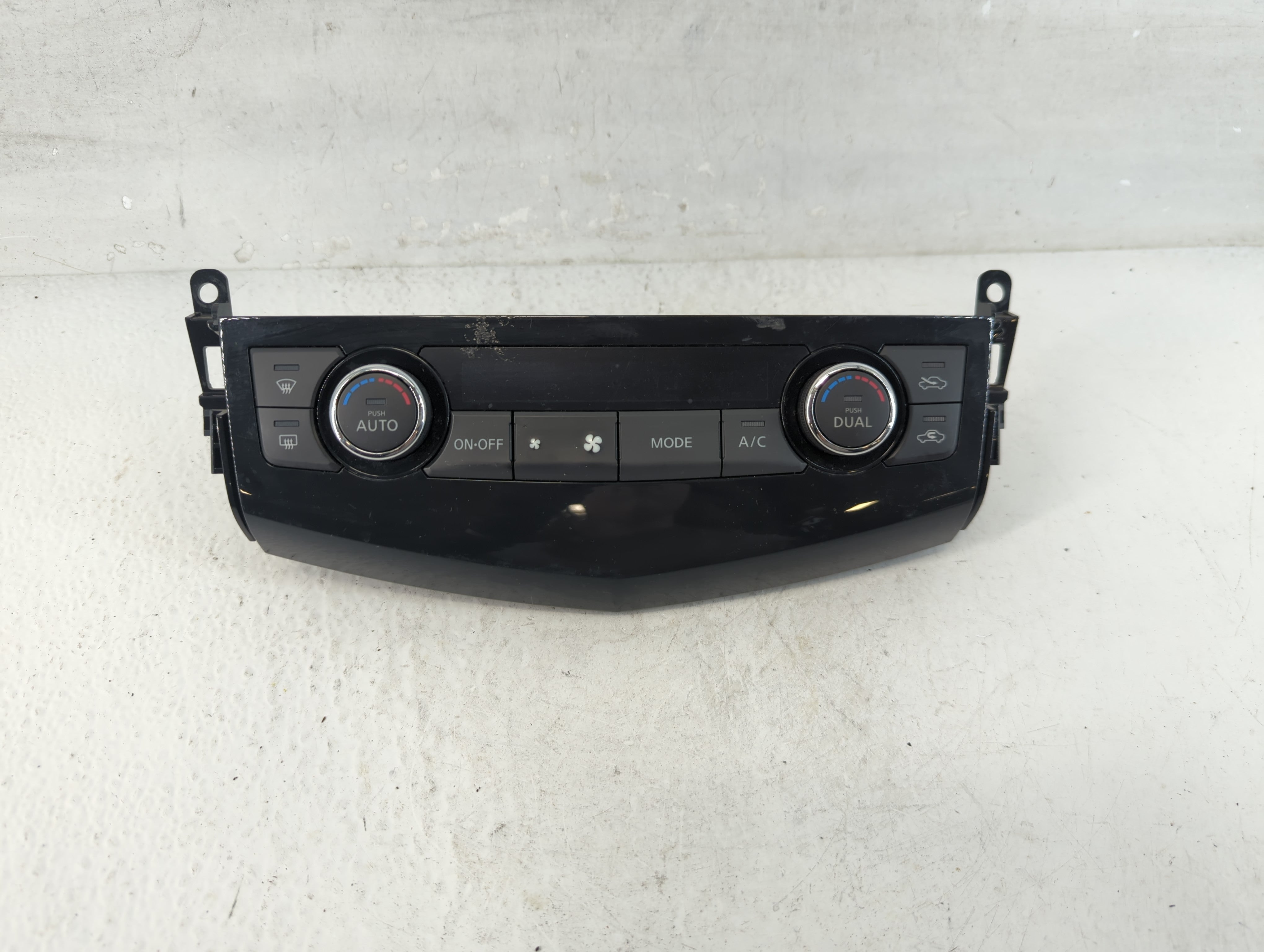 2013-2015 Nissan Altima Climate Control Module Temperature AC/Heater Replacement P/N:27500 3TM0A Fits Fits 2013 2014 2015 OEM Used Auto Parts - Oemusedautoparts1.com