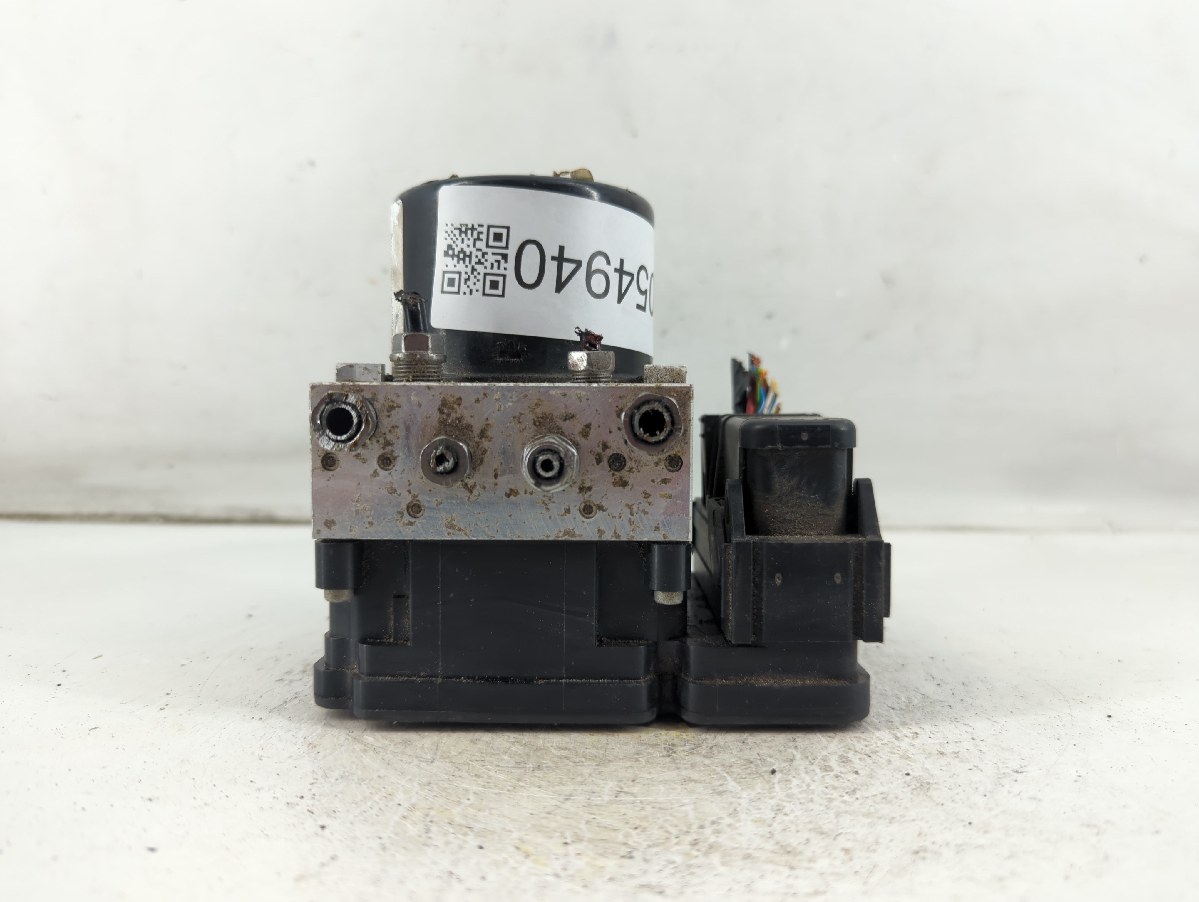 2012-2014 Ford Focus ABS Pump Control Module Replacement P/N:BV61-2C505-AK Fits Fits 2012 2013 2014 OEM Used Auto Parts - Oemusedautoparts1.com