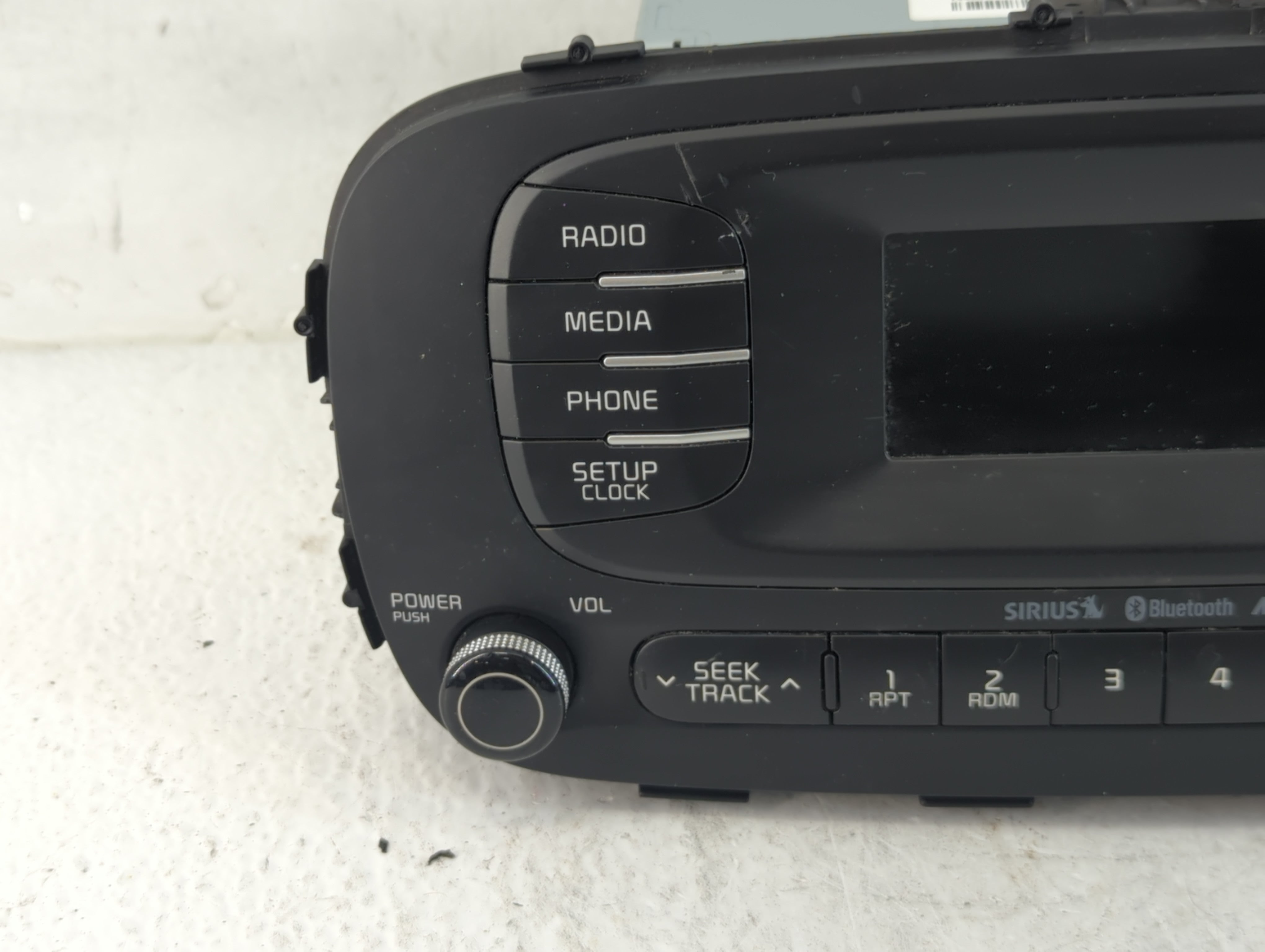 2014-2016 Kia Soul Radio AM FM Cd Player Receiver Replacement P/N:96170-B2090CA Fits Fits 2014 2015 2016 OEM Used Auto Parts - Oemusedautoparts1.com