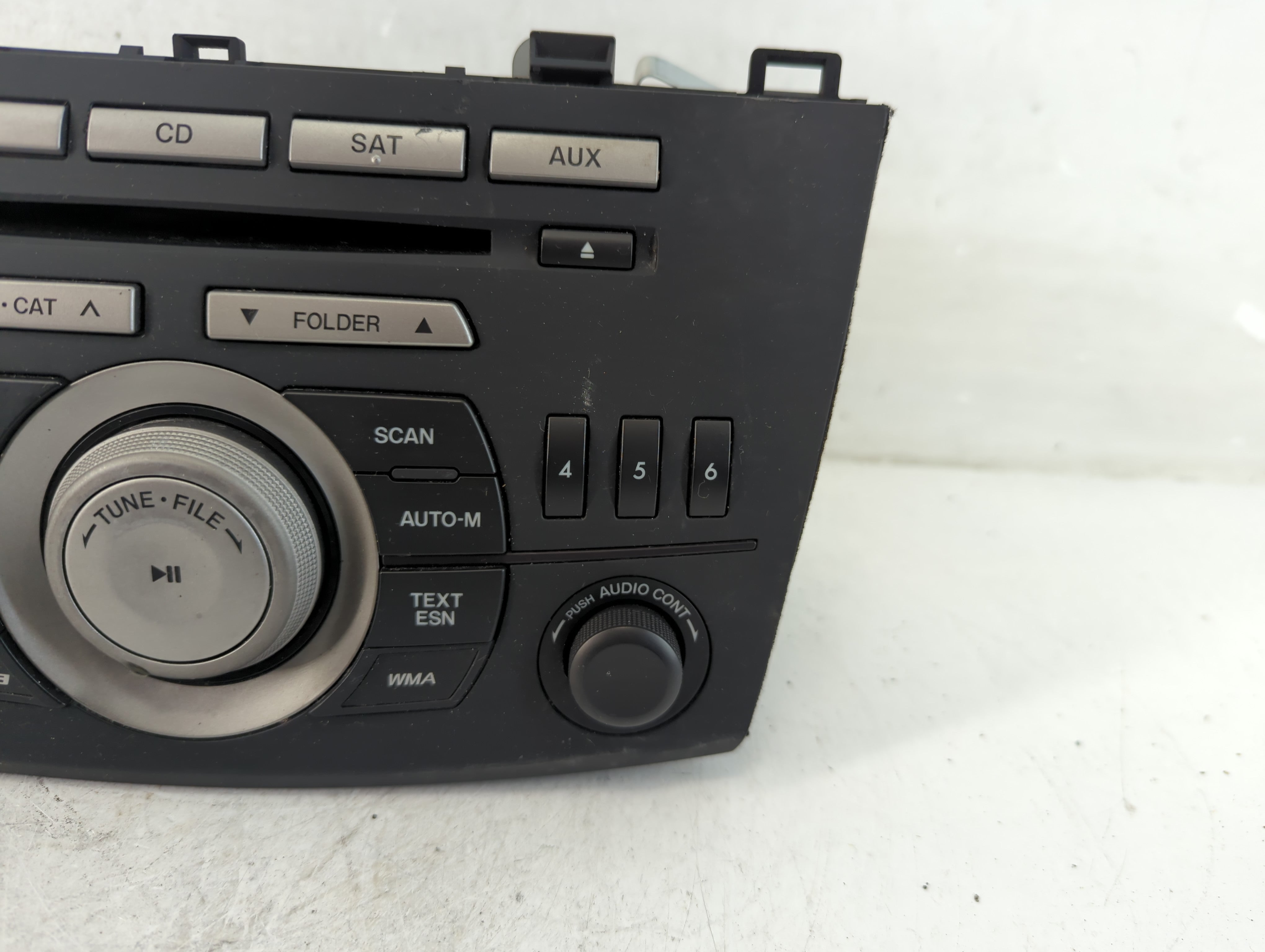 2010 Mazda 3 Radio AM FM Cd Player Receiver Replacement P/N:14799946 BBM2 66 AR0A Fits OEM Used Auto Parts - Oemusedautoparts1.com