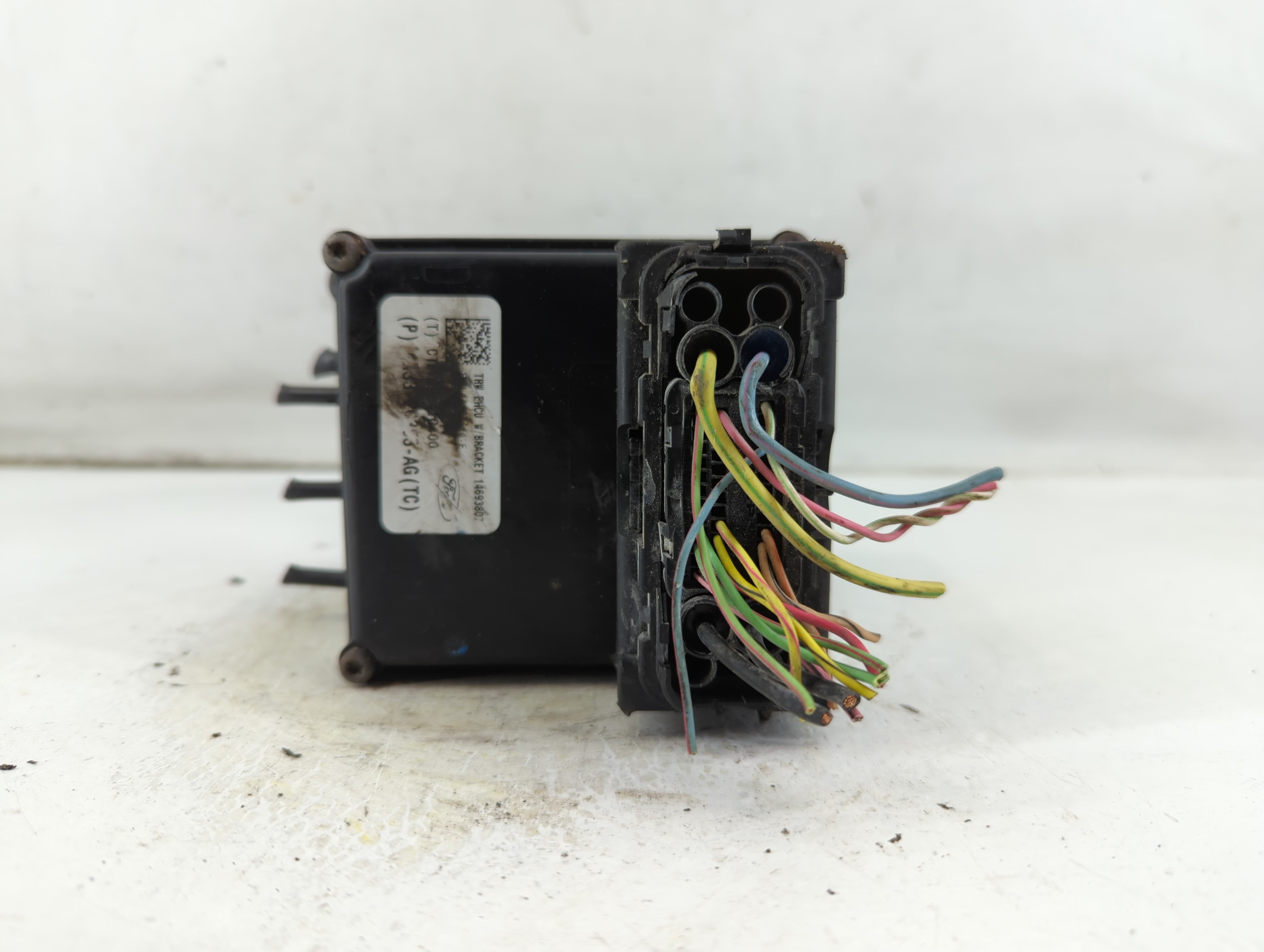 2005-2006 Ford Mustang ABS Pump Control Module Replacement P/N:14693807 Fits Fits 2005 2006 OEM Used Auto Parts - Oemusedautoparts1.com