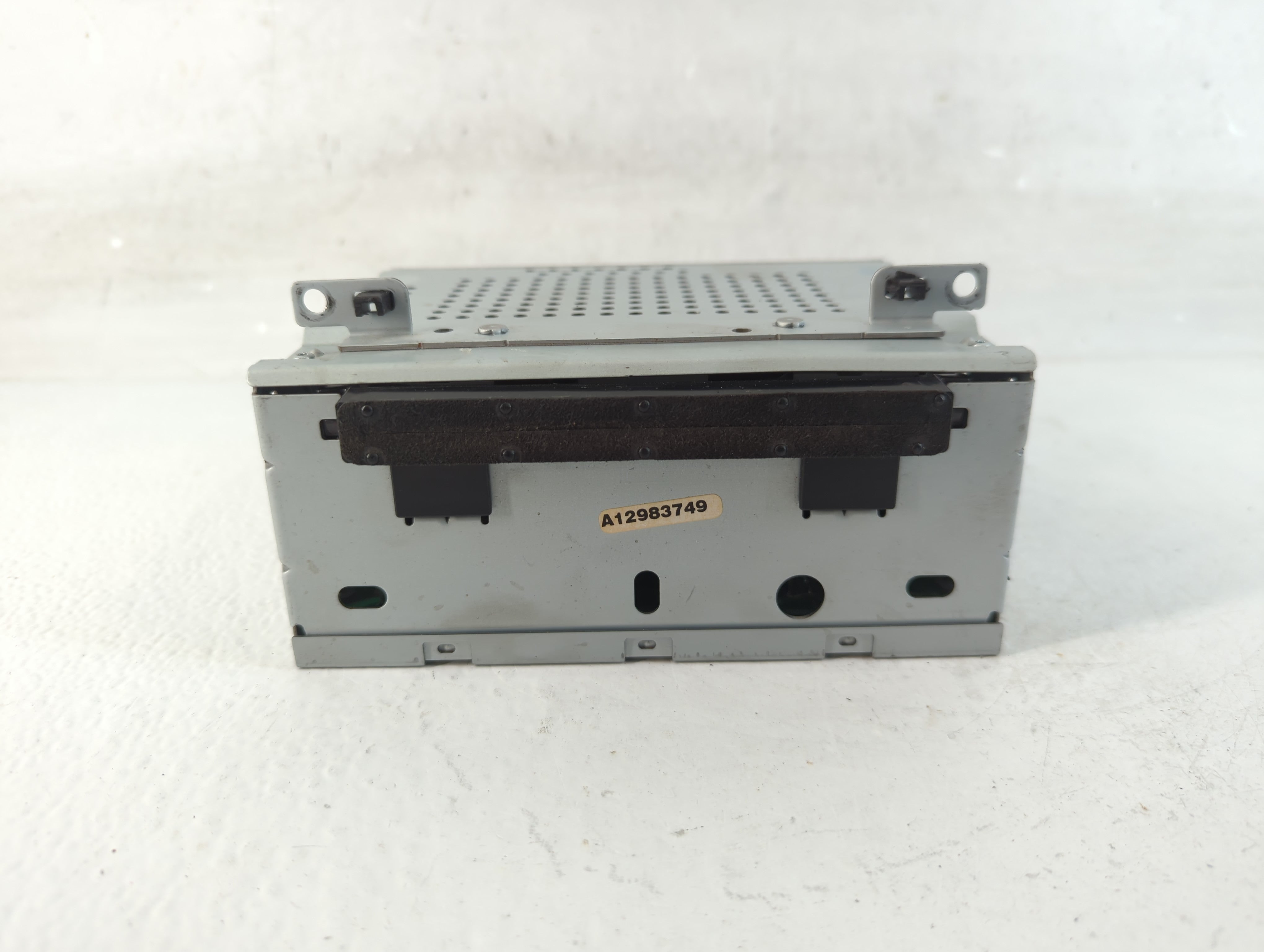 2015 Ford Focus Radio AM FM Cd Player Receiver Replacement P/N:FM5T-19C107-JC FM5T-19C107-HC Fits OEM Used Auto Parts - Oemusedautoparts1.com