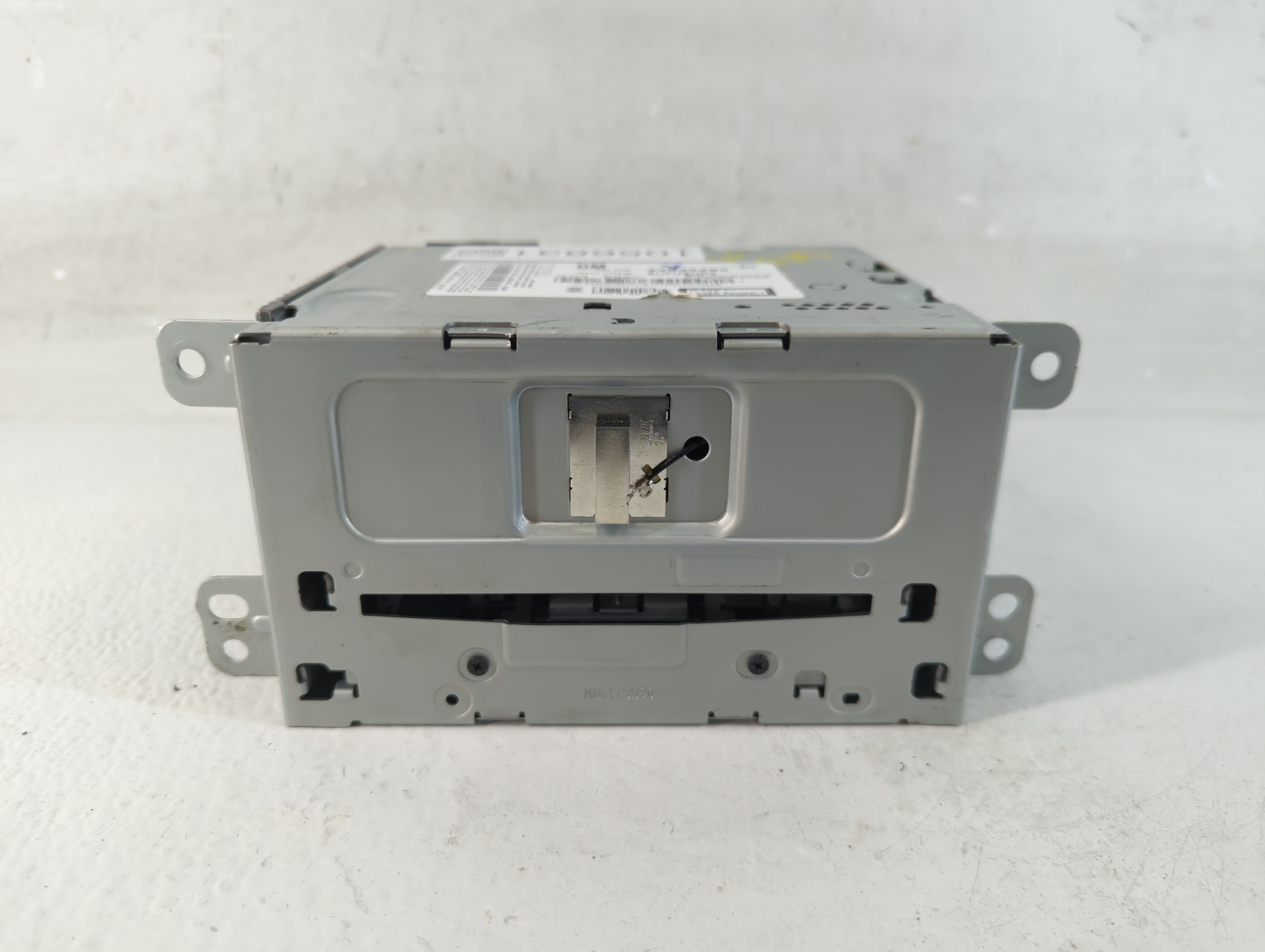 2013 Chevrolet Malibu Radio AM FM Cd Player Receiver Replacement P/N:22925286 Fits OEM Used Auto Parts - Oemusedautoparts1.com