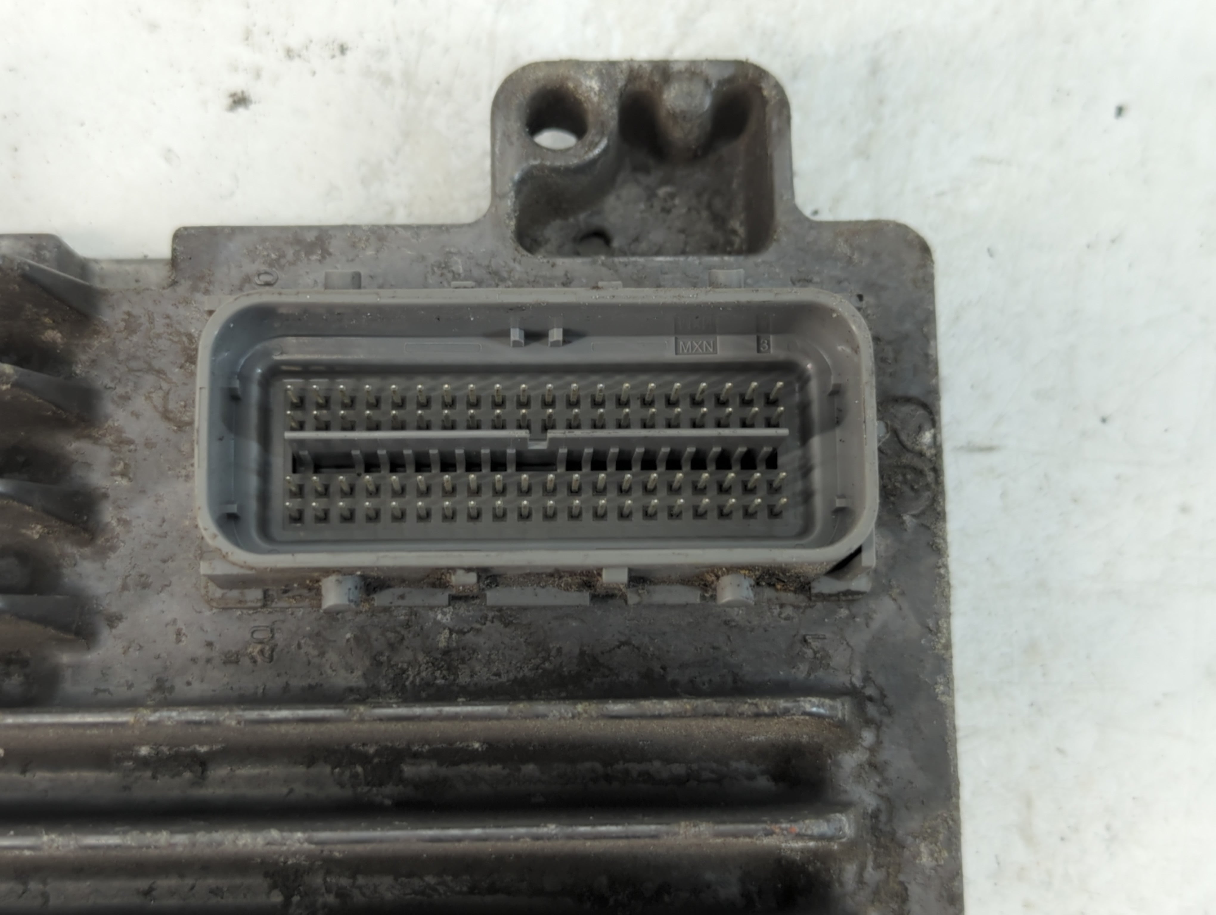 2010-2014 Gmc Yukon Xl PCM Engine Control Computer ECU ECM PCU OEM P/N:12653784 Fits Fits 2010 2011 2012 2013 2014 2015 2016 2017 OEM Used Auto Parts - Oemusedautoparts1.com