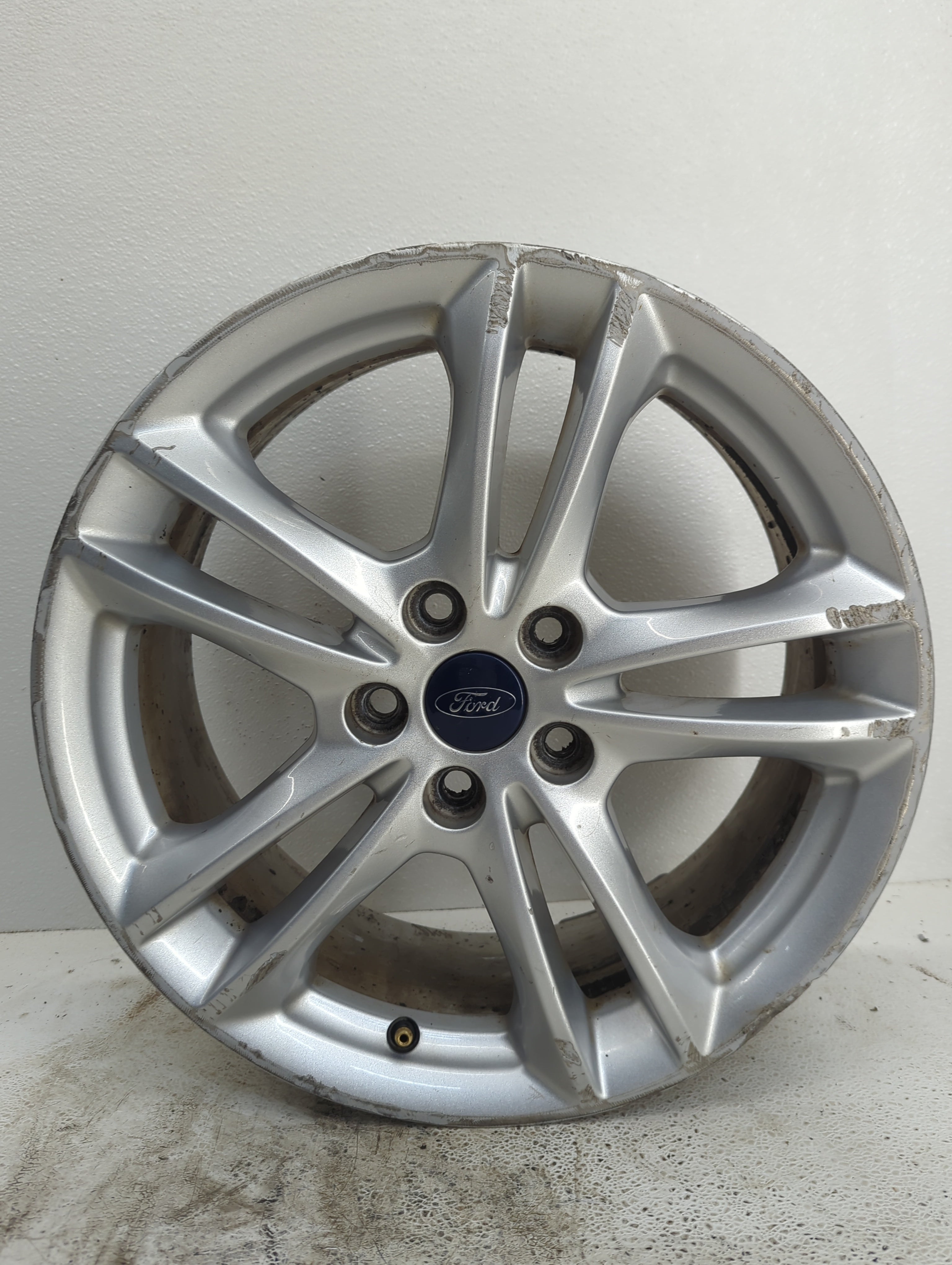 2018-2019 Ford Fusion Wheel Rim Oem - Oemusedautoparts1.com