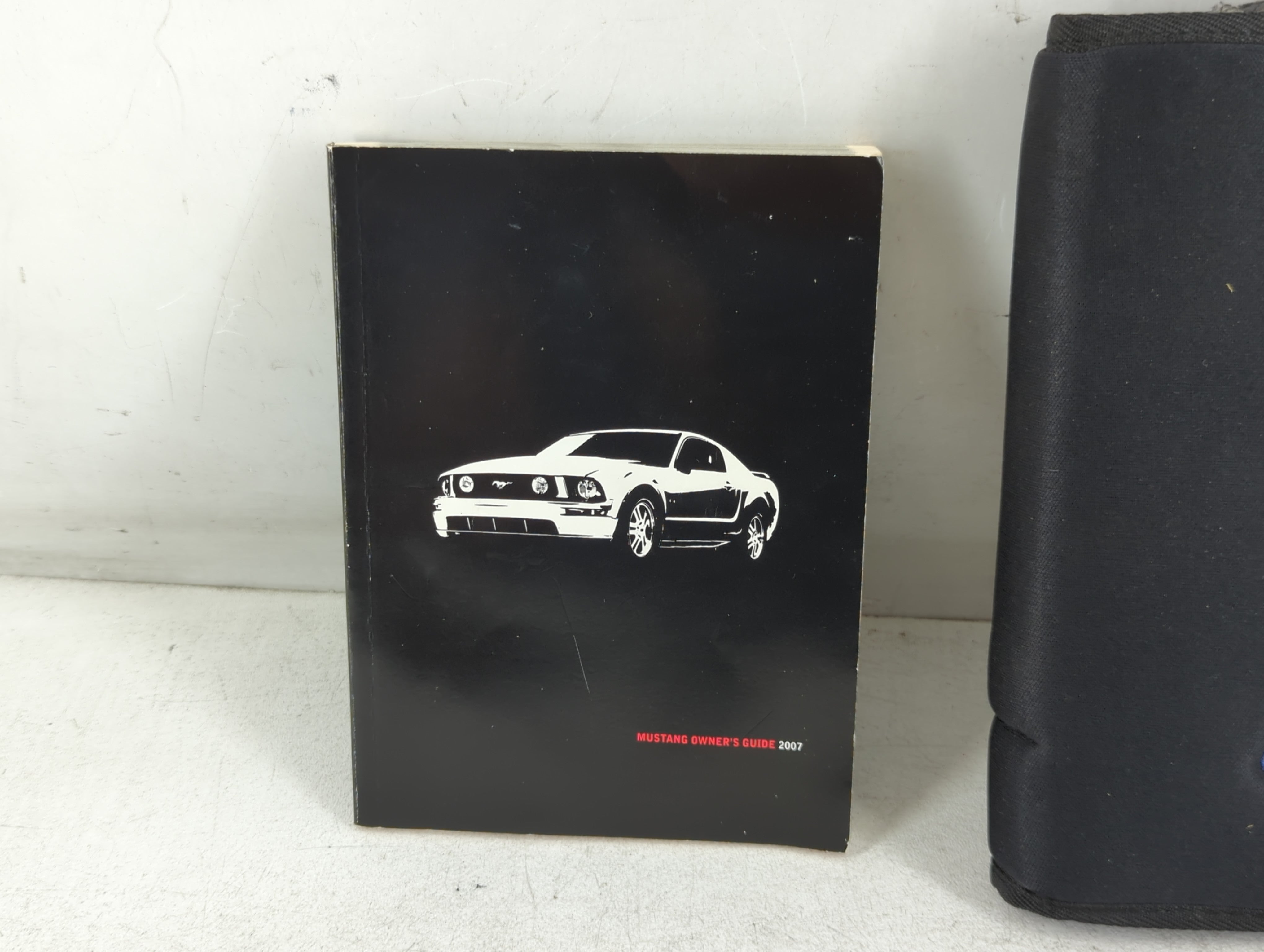 2007 Ford Mustang Owners Manual Book Guide P/N:7R3J-19A321-AA OEM Used Auto Parts - Oemusedautoparts1.com