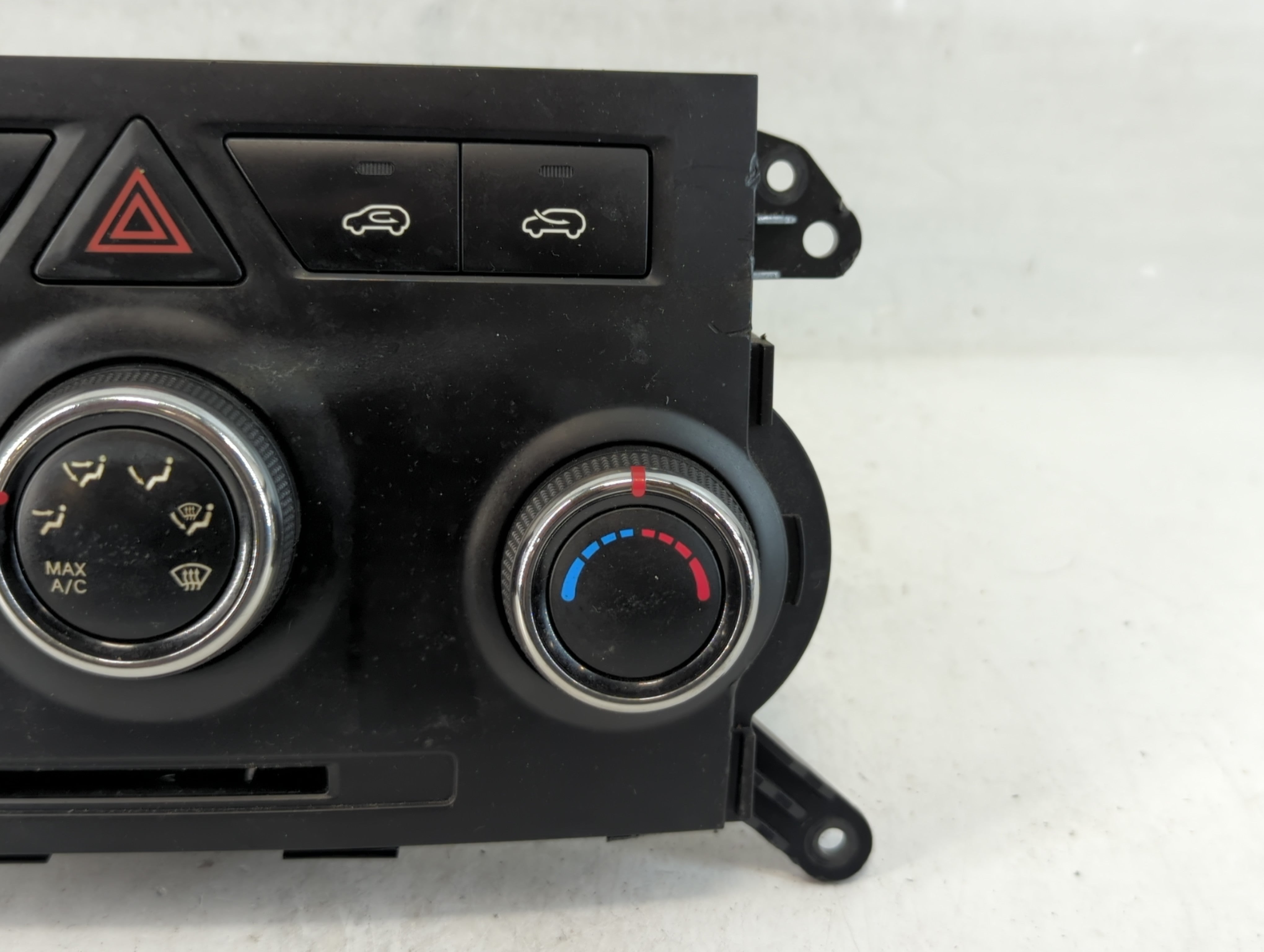 2011-2013 Kia Sorento Climate Control Module Temperature AC/Heater Replacement P/N:Q138U45Z 97250-1U450 Fits Fits 2011 2012 2013 OEM Used Auto Parts - Oemusedautoparts1.com