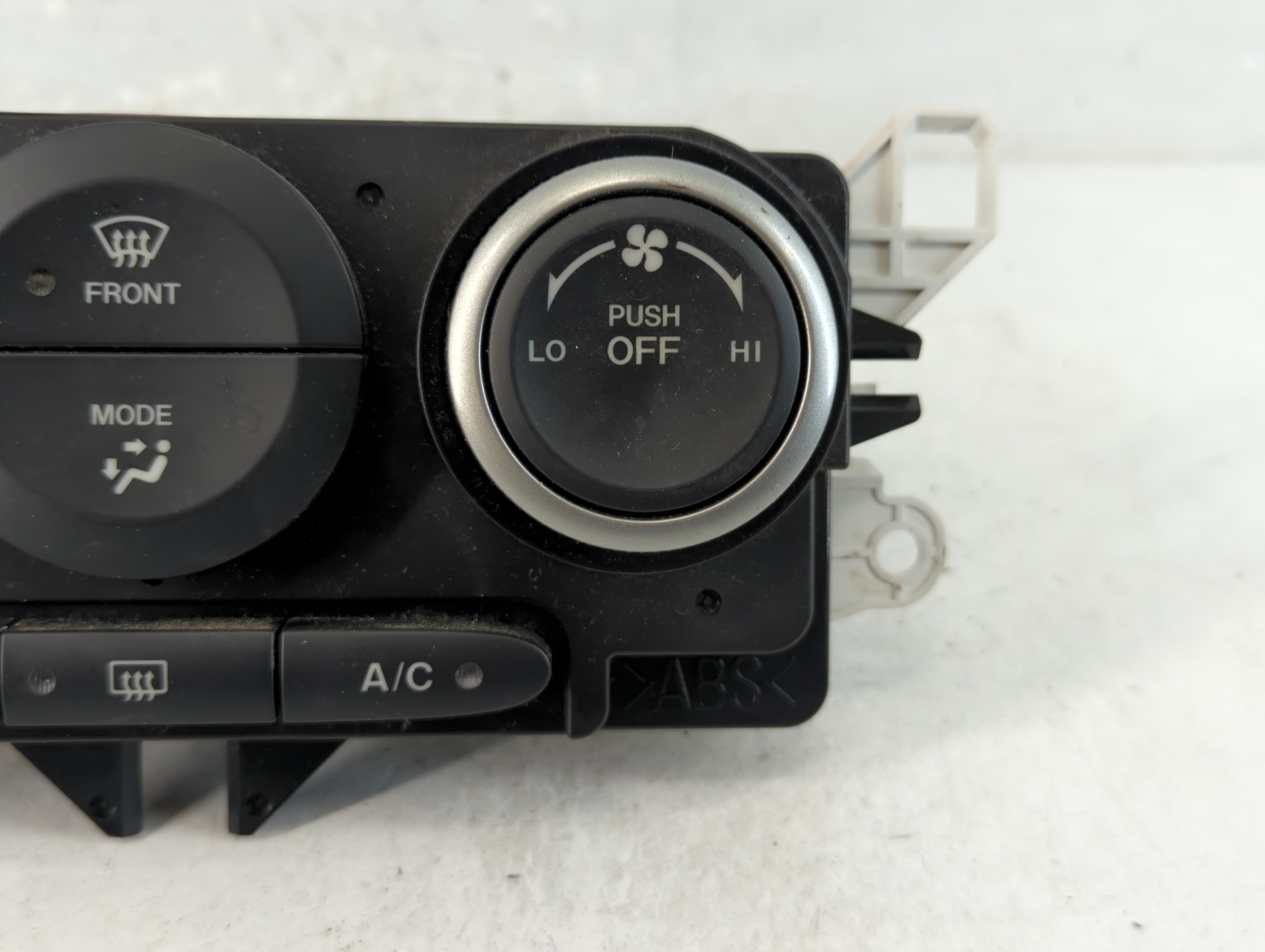 2010-2012 Mazda Cx-7 Climate Control Module Temperature AC/Heater Replacement P/N:K1900EH44 Fits Fits 2010 2011 2012 OEM Used Auto Parts - Oemusedautoparts1.com