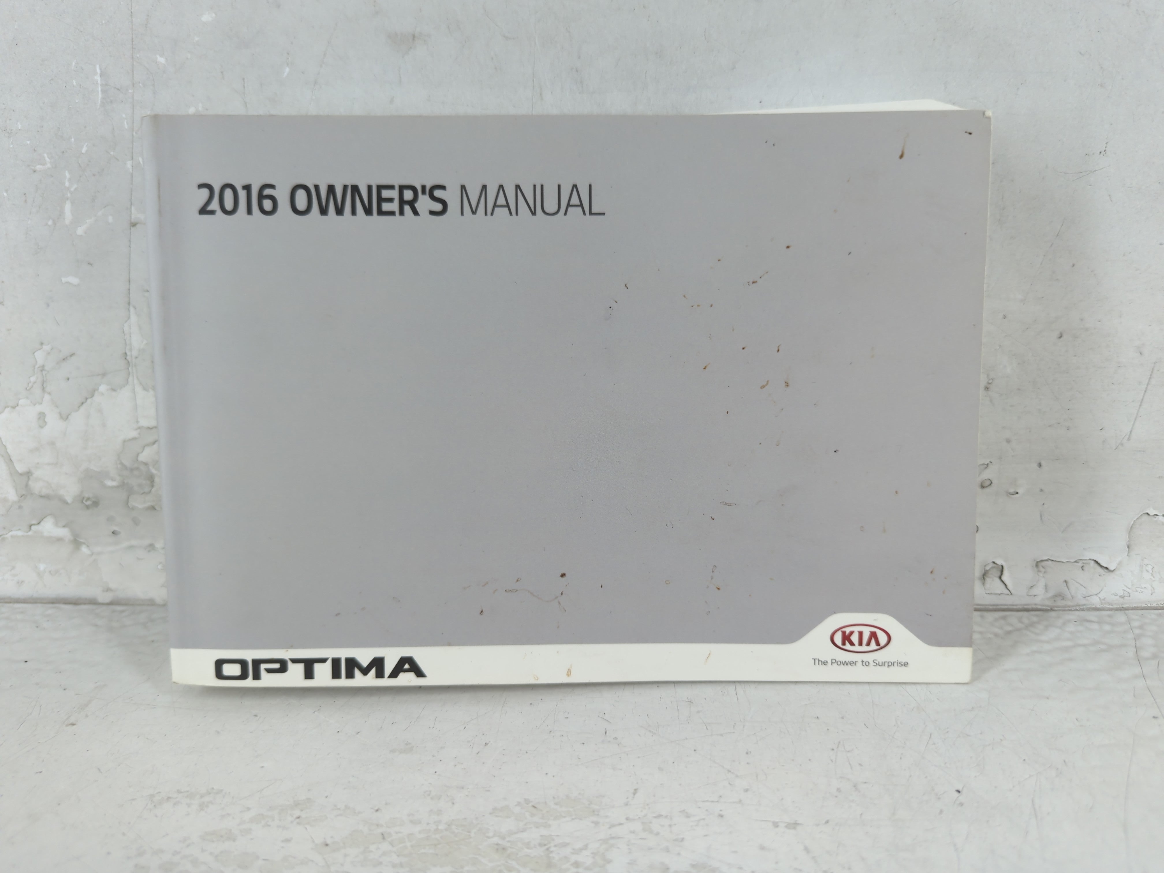 2016 Kia Optima Owners Manual Book Guide P/N:GDG5-EU5DB OEM Used Auto Parts - Oemusedautoparts1.com