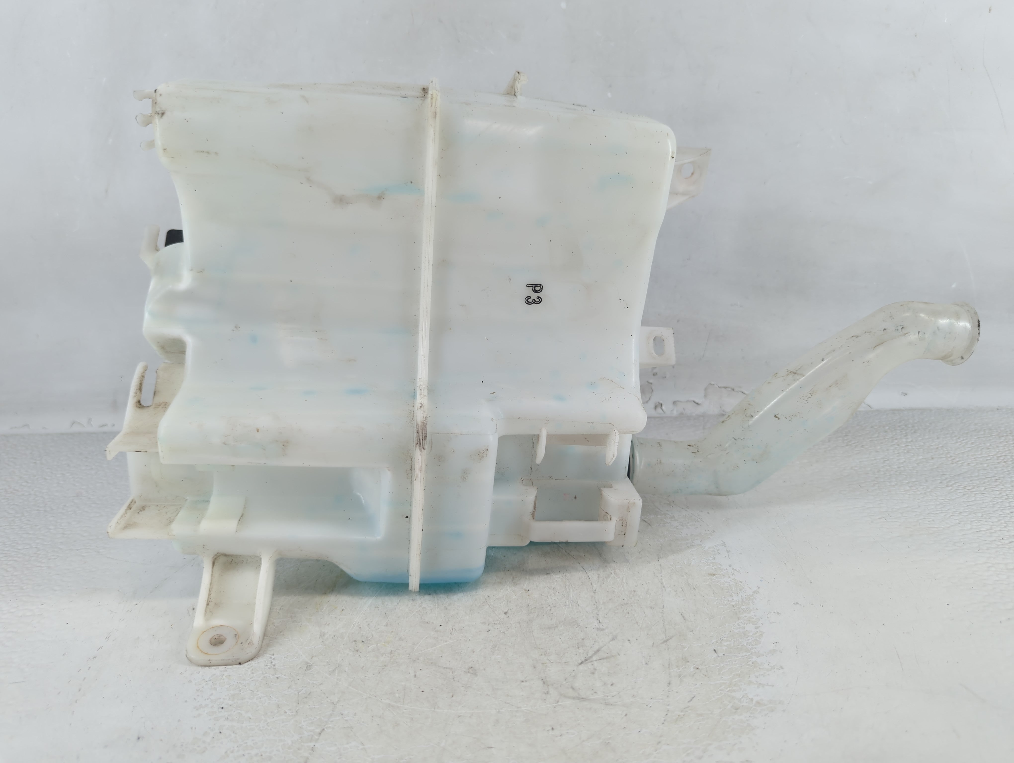 Toyota Prius Windshield Washer Fluid Reservoir Bottle Oem - Oemusedautoparts1.com
