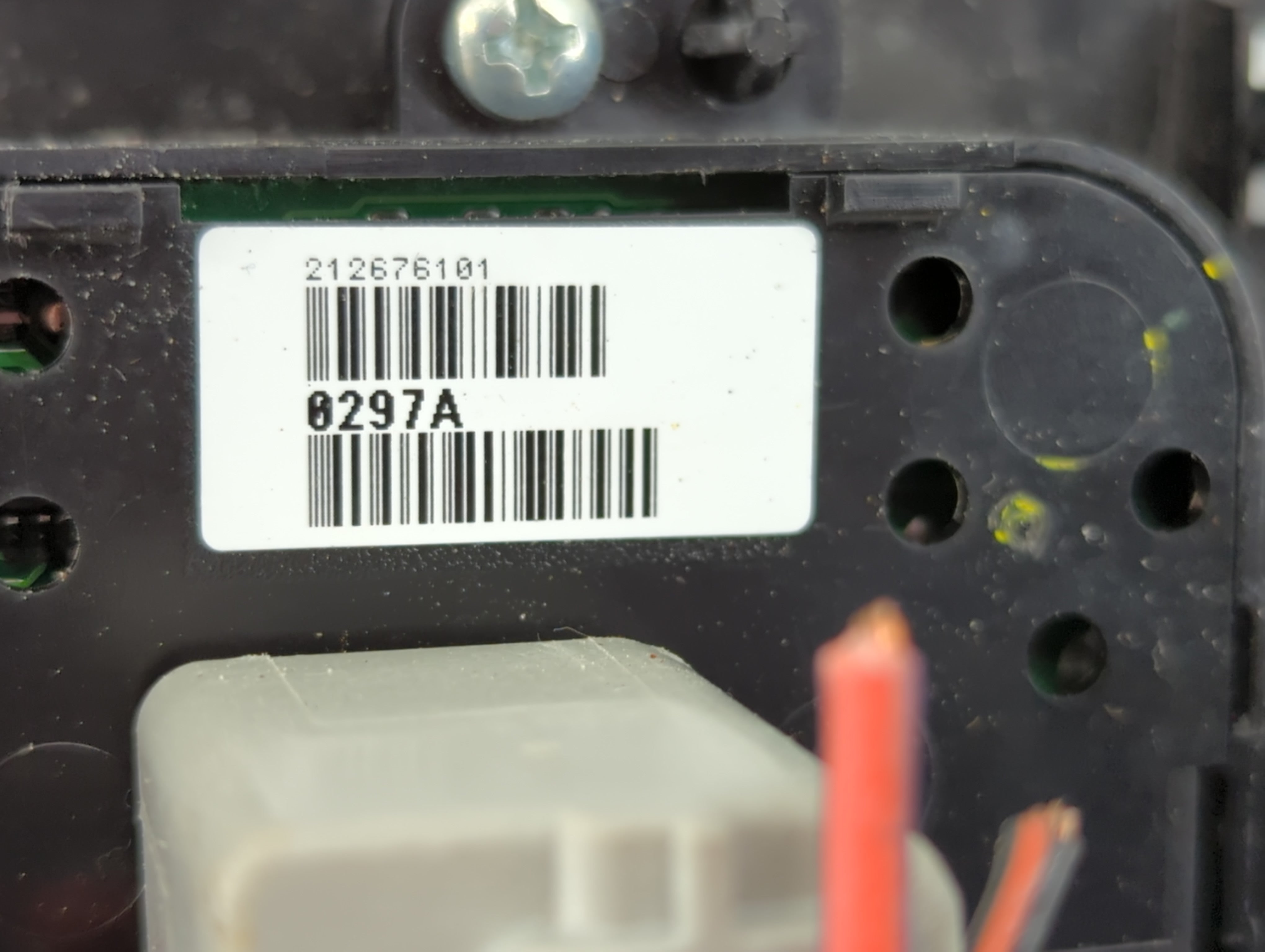 2004-2007 Jeep Liberty Master Power Window Switch Replacement Driver Side Left P/N:212676101 3666550 Fits Fits 2004 2005 2006 2007 OEM Used Auto Parts - Oemusedautoparts1.com