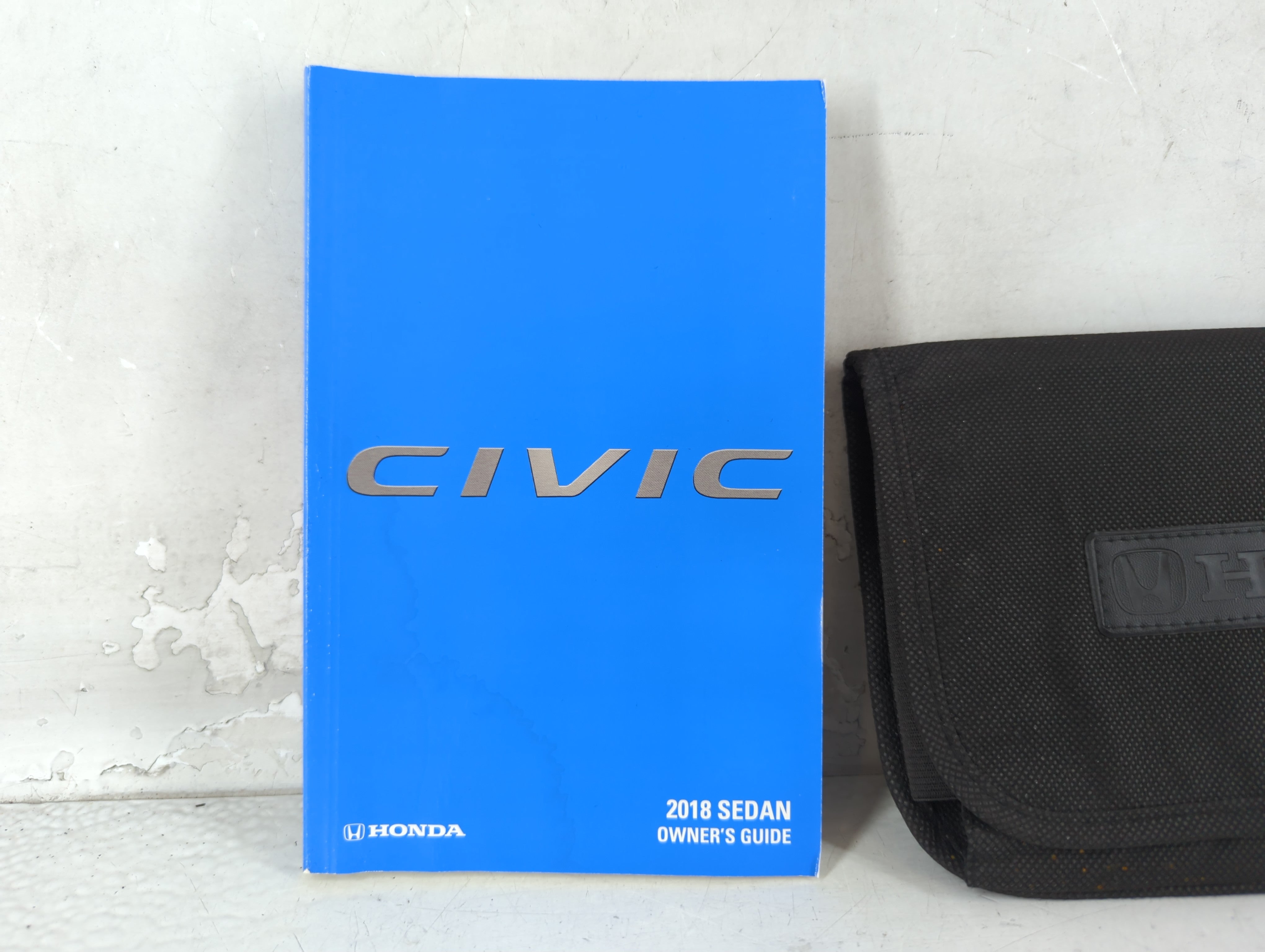 2018 Honda Civic Owners Manual Book Guide P/N:00X31-TEG-G000 OEM Used Auto Parts - Oemusedautoparts1.com