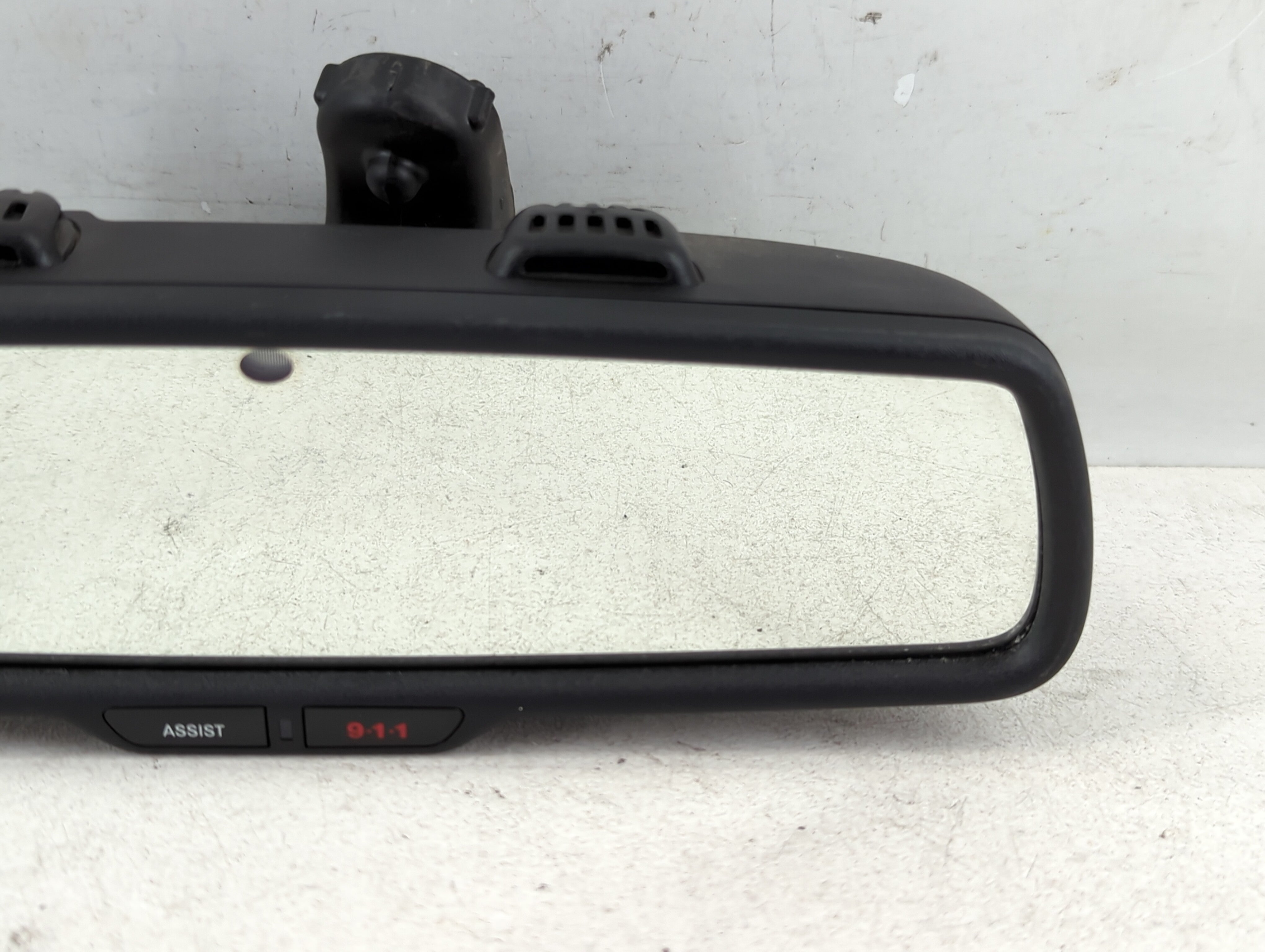 2015-2017 Jeep Cherokee Interior Rear View Mirror Replacement OEM P/N:E11028005 Fits Fits 2015 2016 2017 OEM Used Auto Parts - Oemusedautoparts1.com