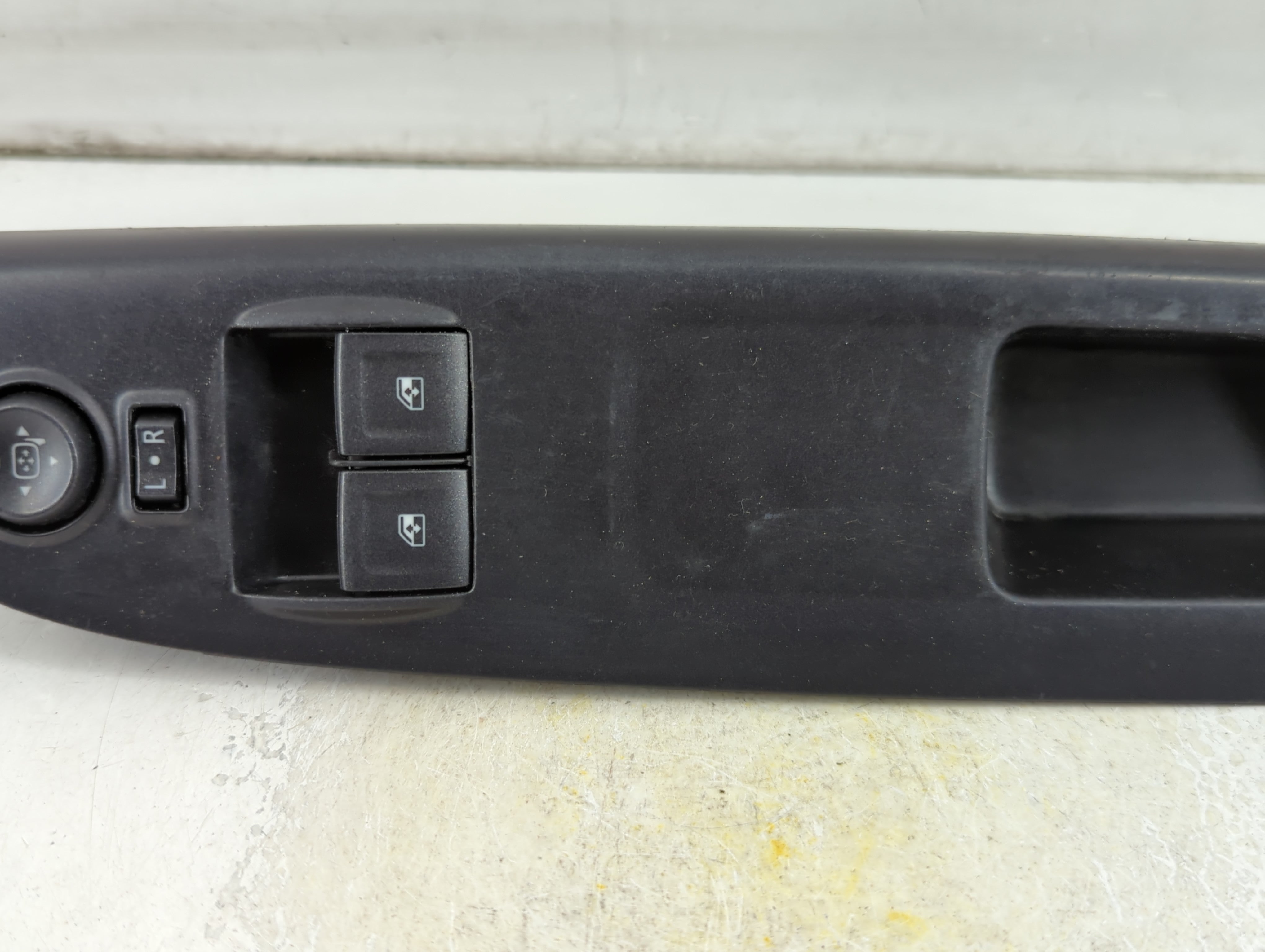 2014-2019 Chevrolet Silverado 1500 Master Power Window Switch Replacement Driver Side Left P/N:23427095 Fits OEM Used Auto Parts - Oemusedautoparts1.com