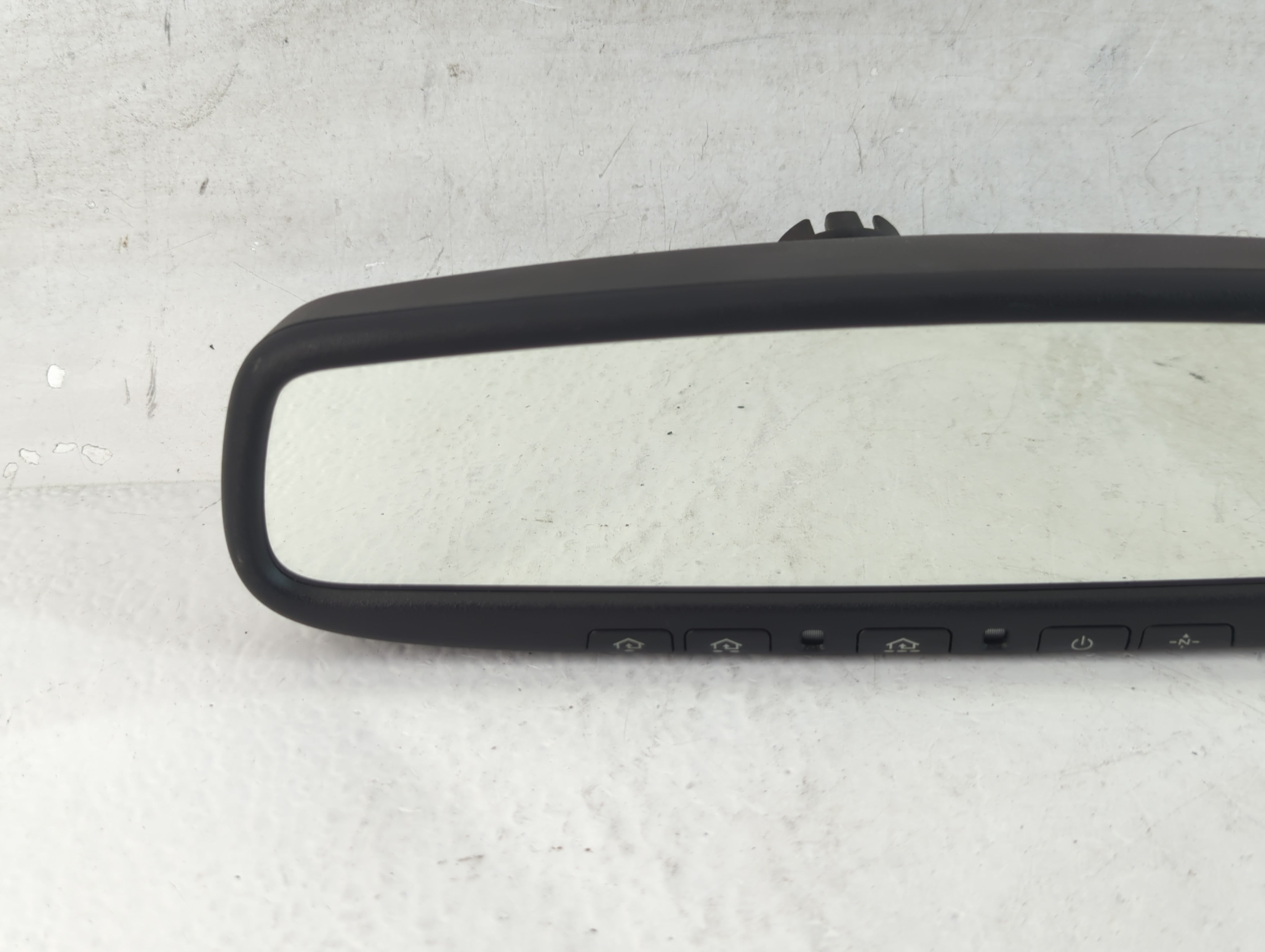 2005-2007 Toyota Avalon Interior Rear View Mirror Replacement OEM P/N:E11015894 Fits Fits 2005 2006 2007 OEM Used Auto Parts - Oemusedautoparts1.com